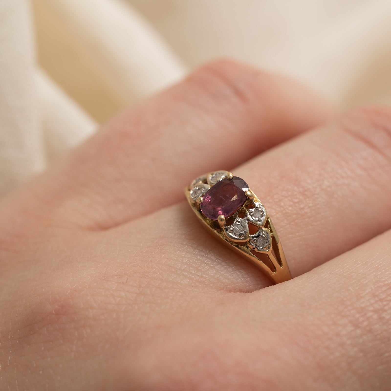 Oval Cut Ruby & Diamond Tapered Ring | 0.50ct, 0.03ctw | SZ 6.75