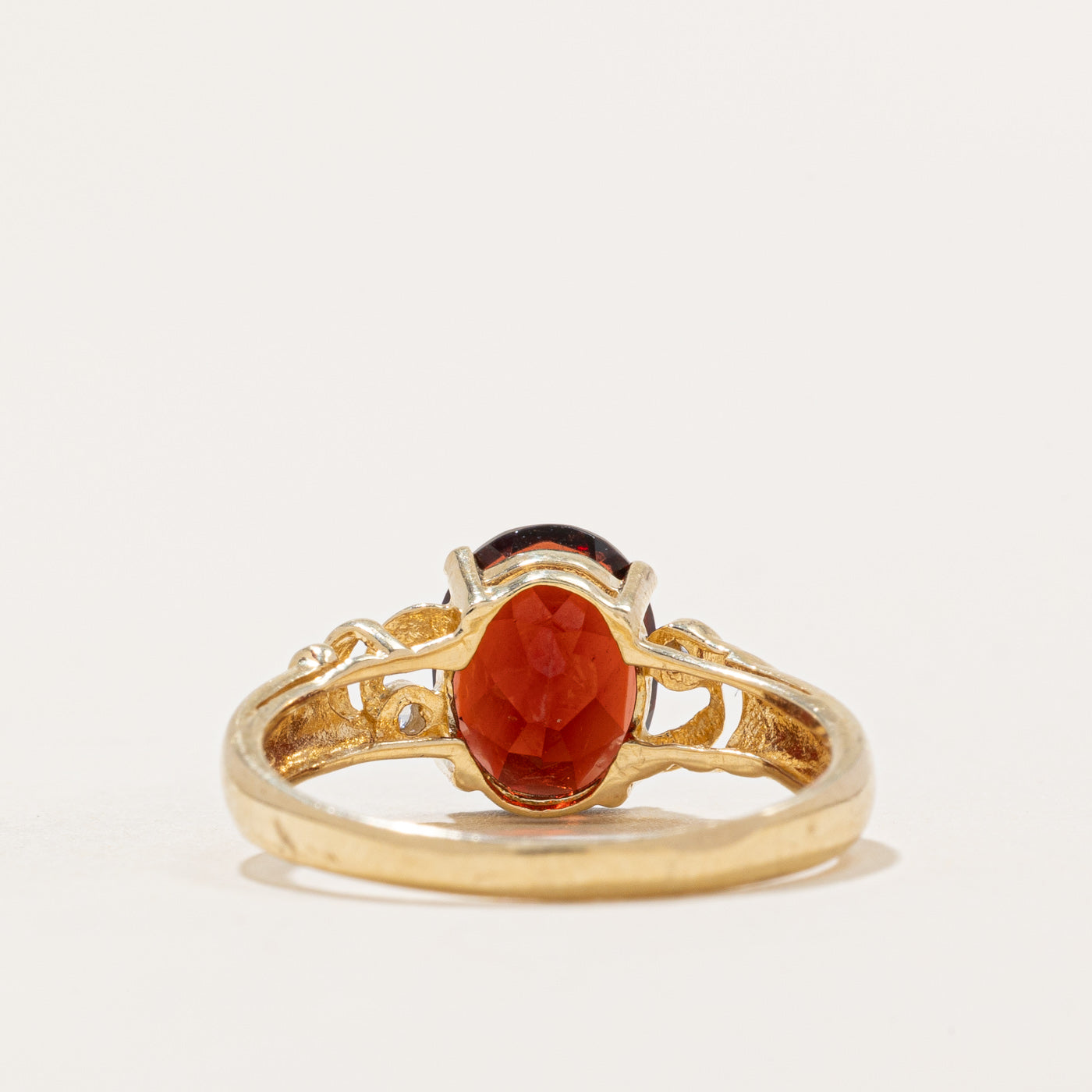 Garnet & Diamond Ring | 2.30ct, 0.01ctw | SZ 6.25