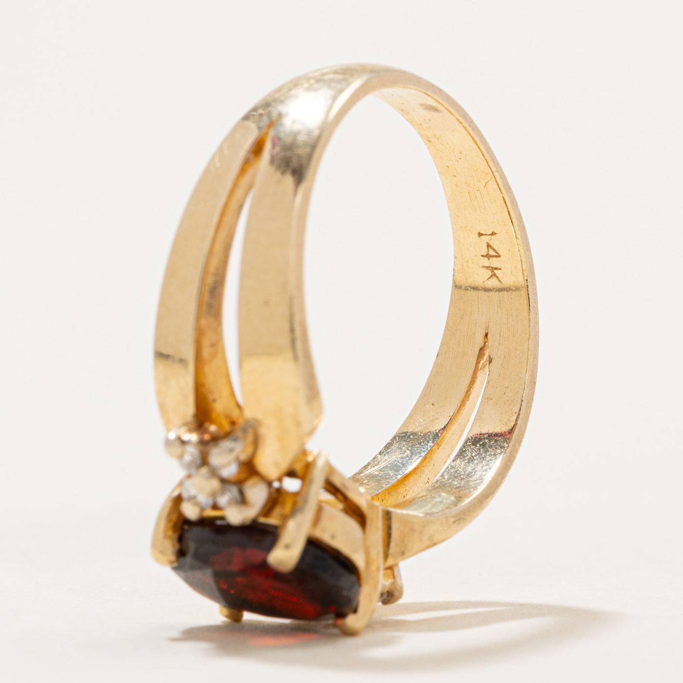 Oval Cut Garnet & Diamond Ring | 2.00ct, 0.07ctw | SZ 7.25