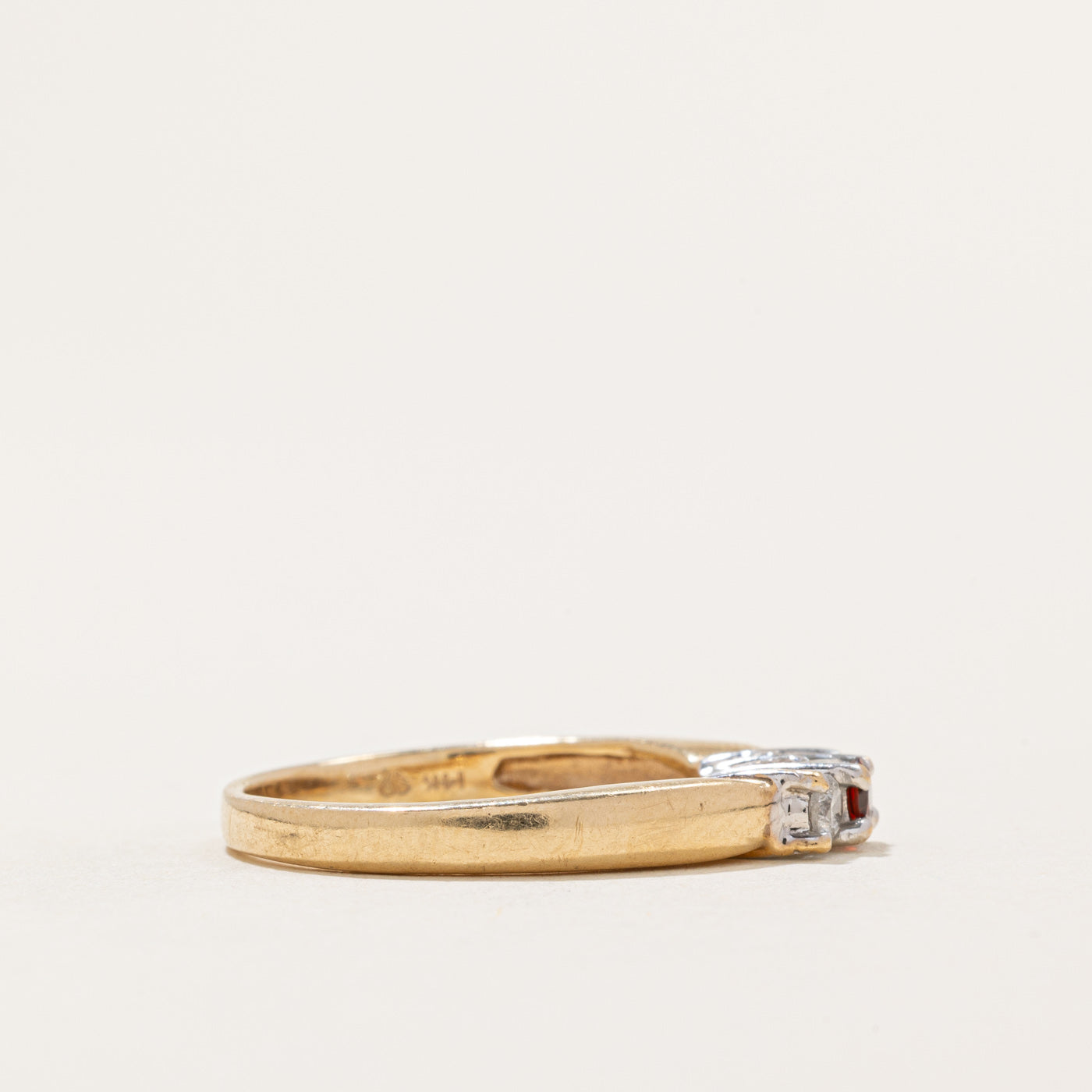 Garnet & Diamond Ring | 0.05ct, 0.12ctw | SZ 6.25