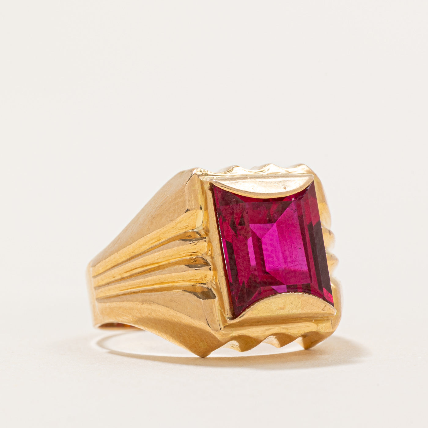 Vintage Italian Synthetic Ruby Grooved Cocktail Ring | 5.00ct | SZ 5.75