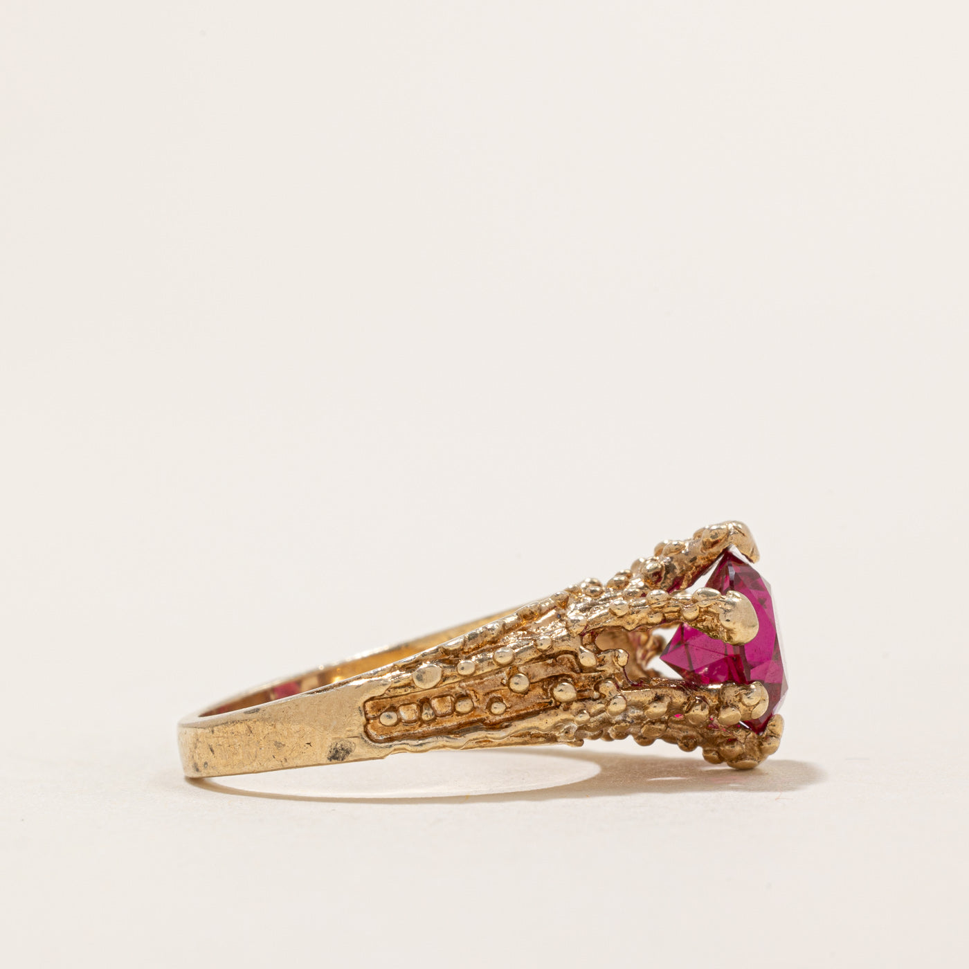 Synthetic Ruby Textured Cocktail Ring | 2.50ct | SZ 6.25