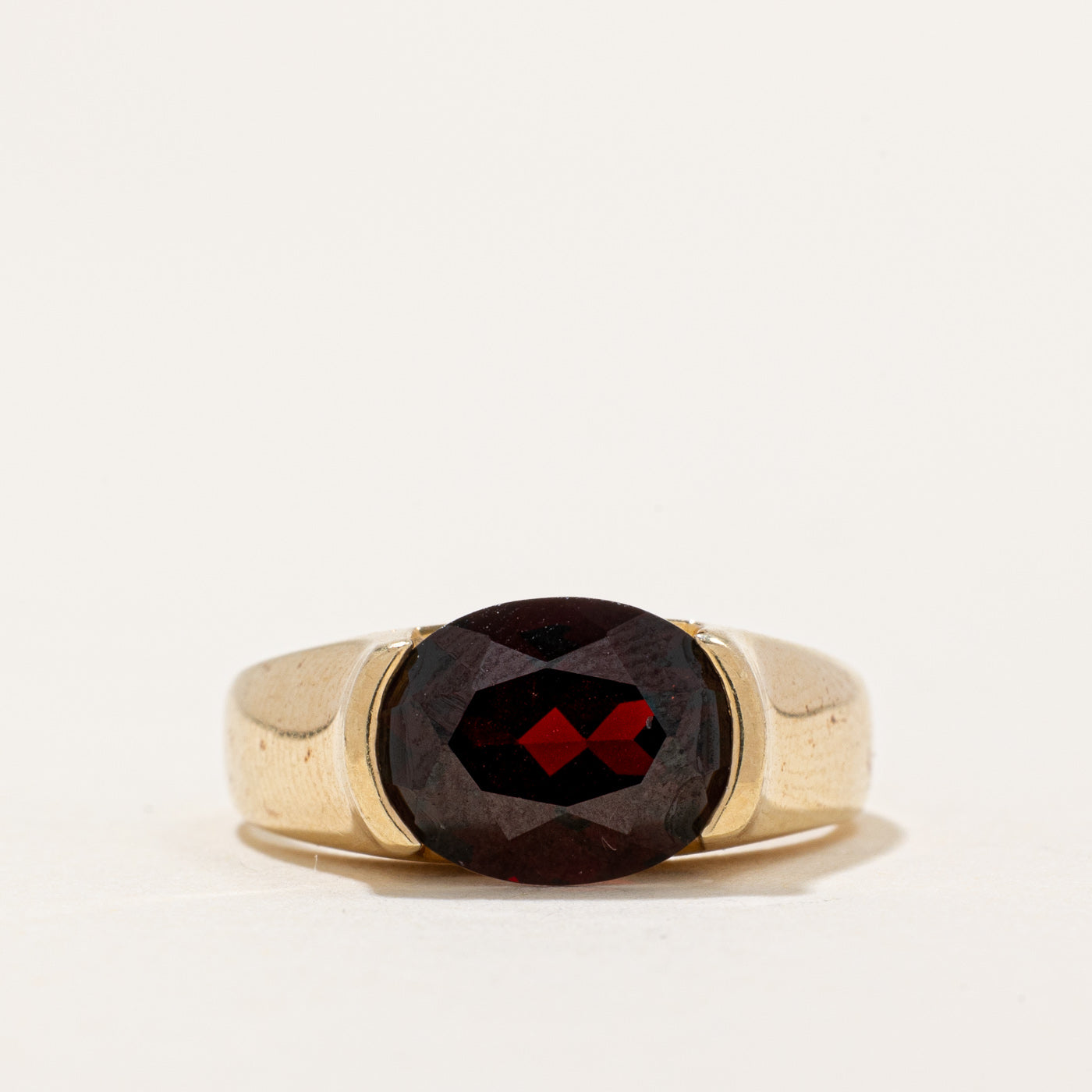 Bague solitaire Est-Ouest Grenat | 2,85 ct | Taille 6,25