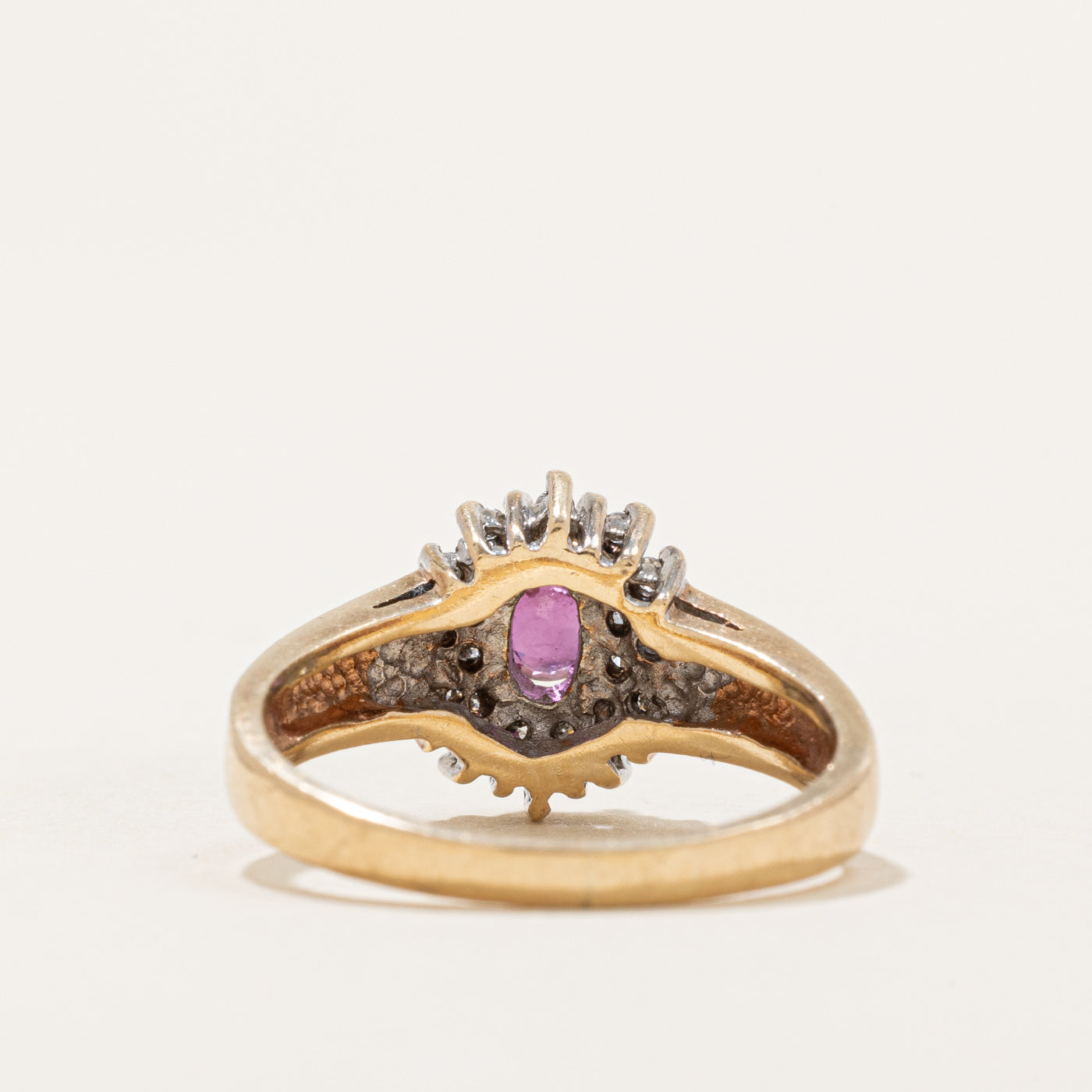 Bague pétale rubis et diamants | 0,26 ct, 0,12 ct au total | Taille 7