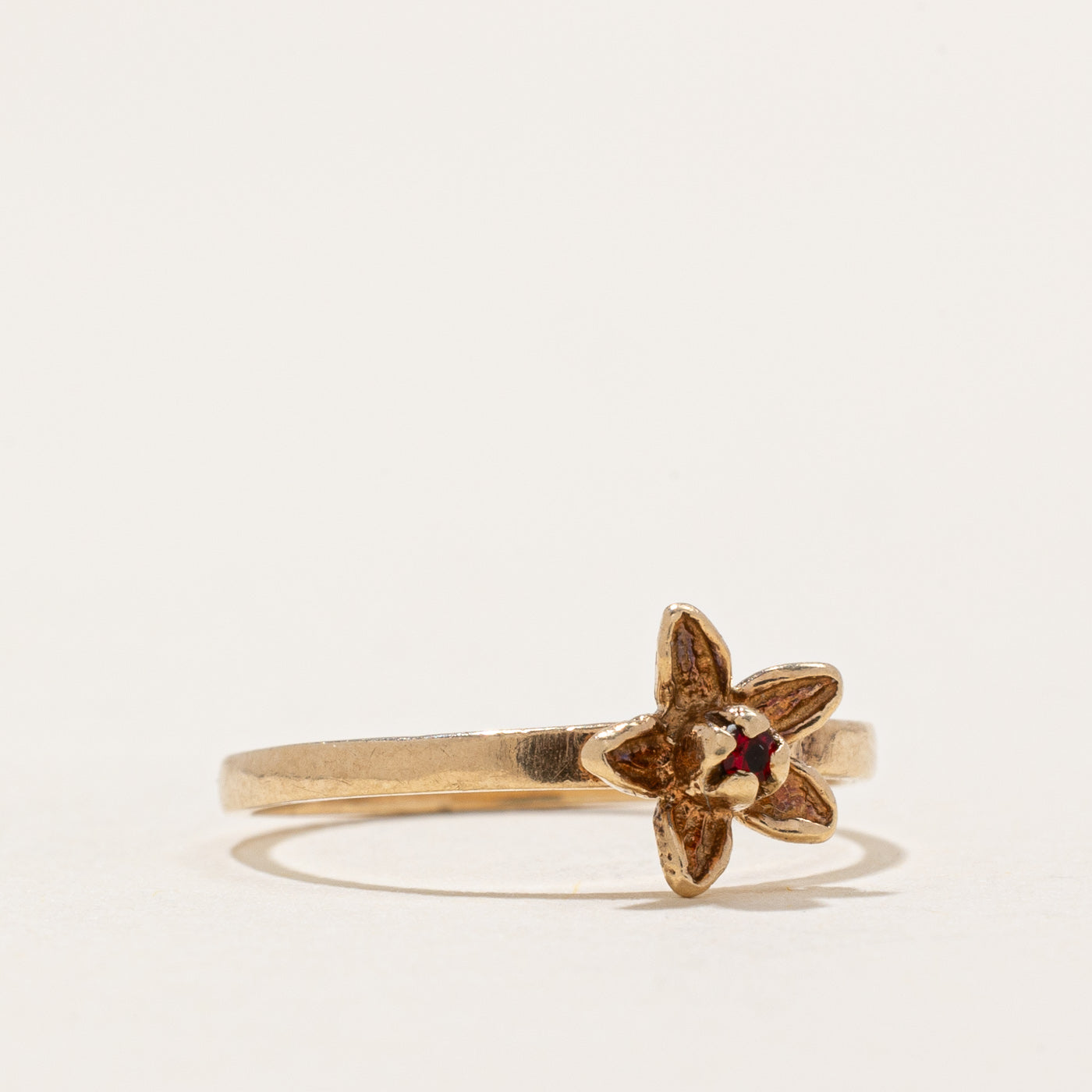 Bague fleur en grenat unique | 0,01 ct | Taille 3,5