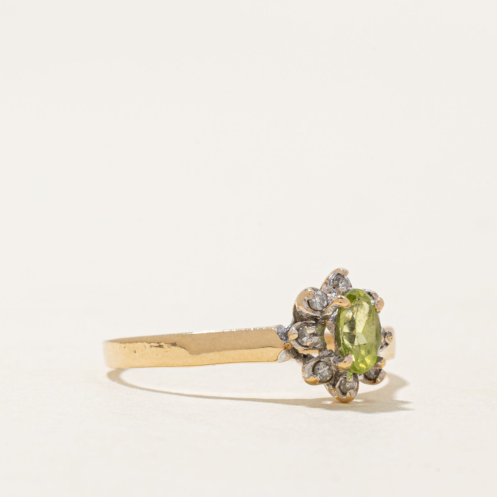 Peridot & Diamond Petal Ring | 0.22ct, 0.06ctw | SZ 6.75