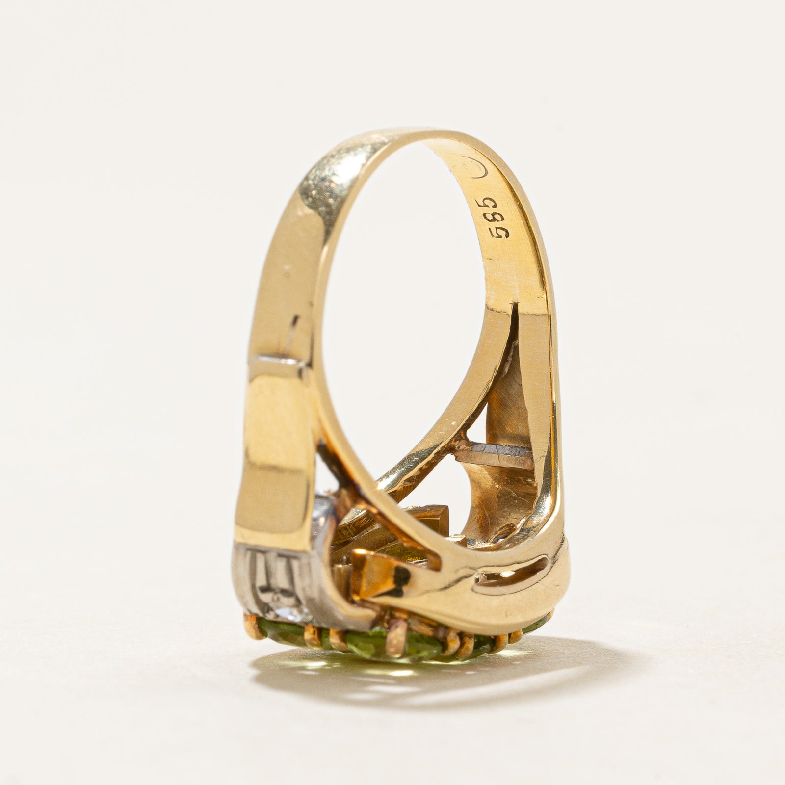 Peridot & Diamond Grid Ring | 1.50ctw, 0.06ctw | SZ 5.5