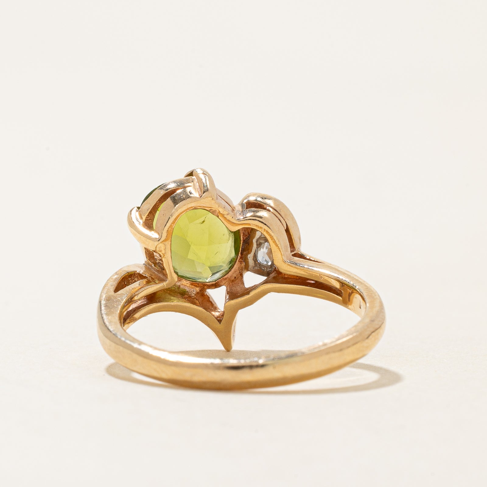 Peridot & Diamond Chevron Ring | 1.76ct, 0.27ct | SZ 6.75
