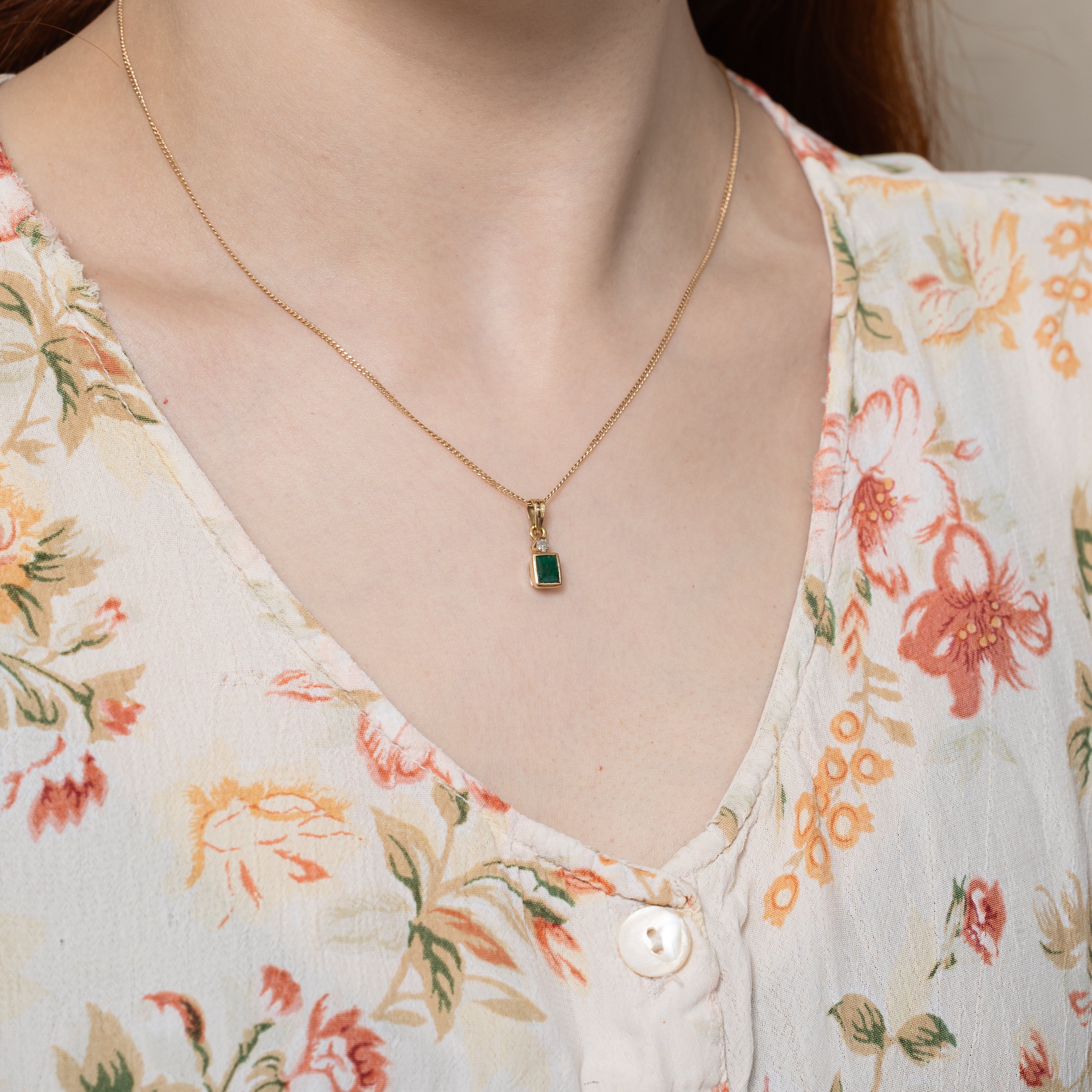 Emerald & Diamond Pendant | 0.90ct | 0.05ct