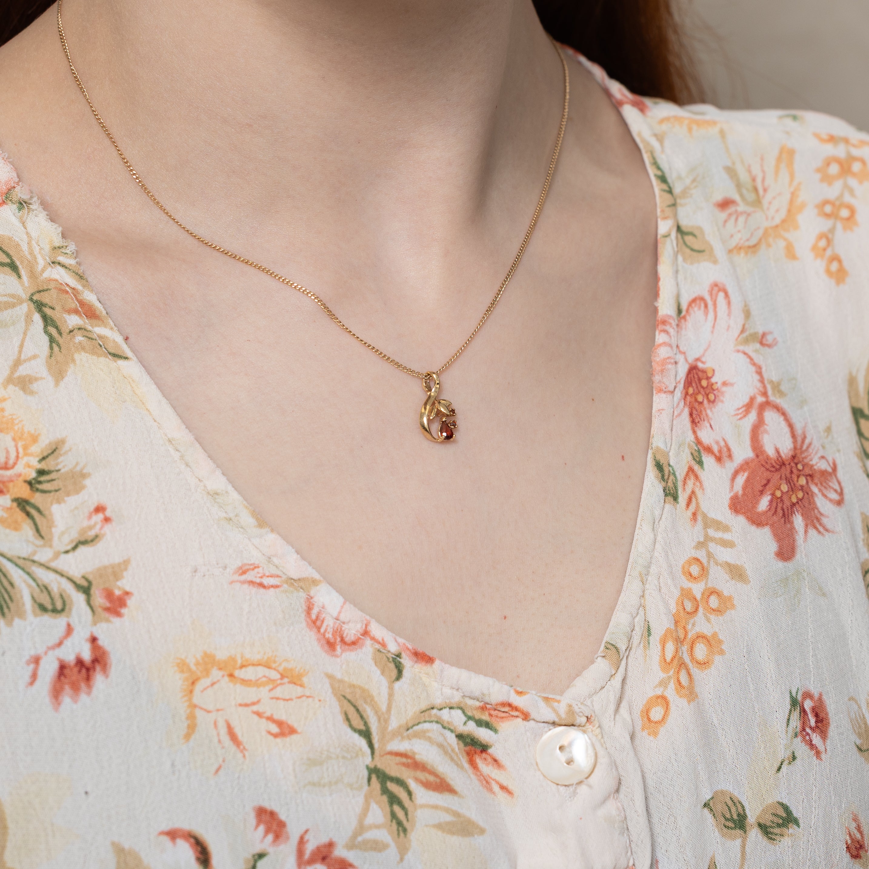 Garnet Floral Design Pendant | 0.20ctw