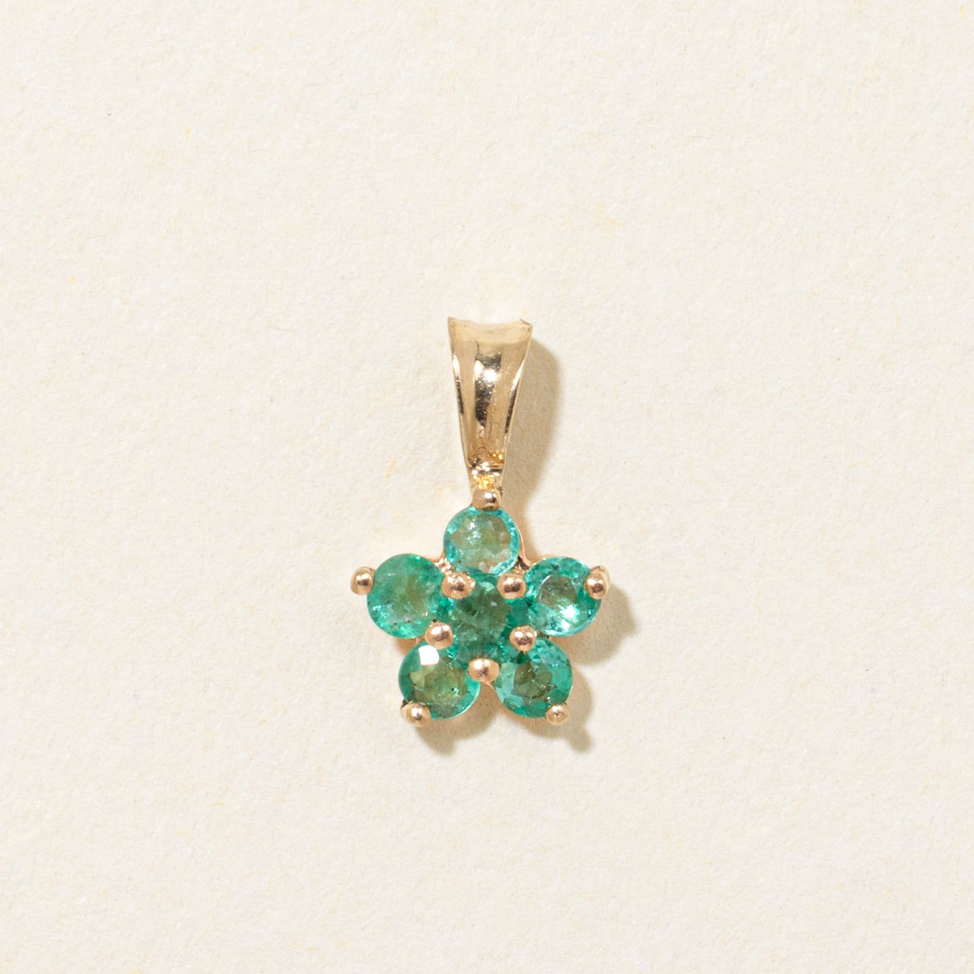 Emerald Flower Cluster Pendant | 0.18ctw
