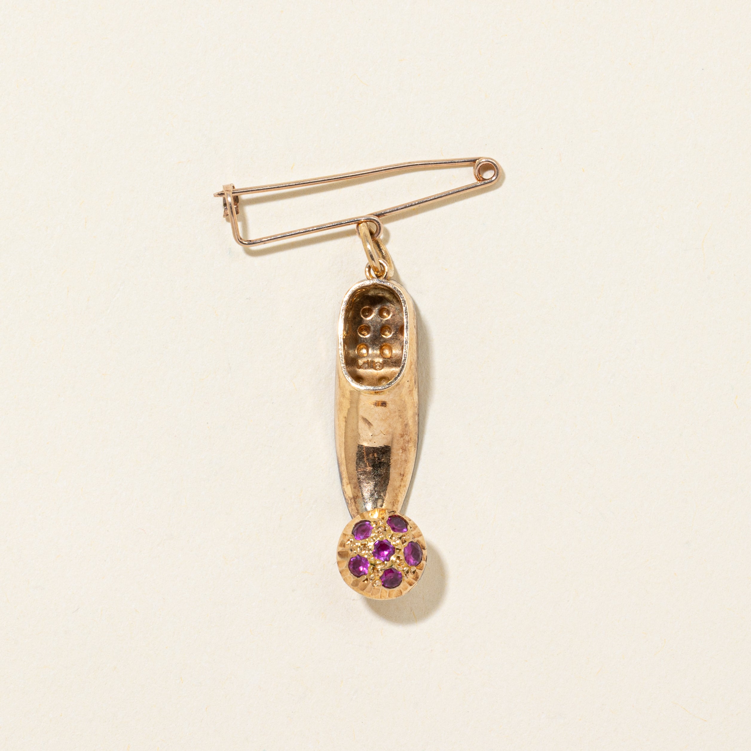 Synthetic Ruby Elf Shoe Brooch | 0.25ctw