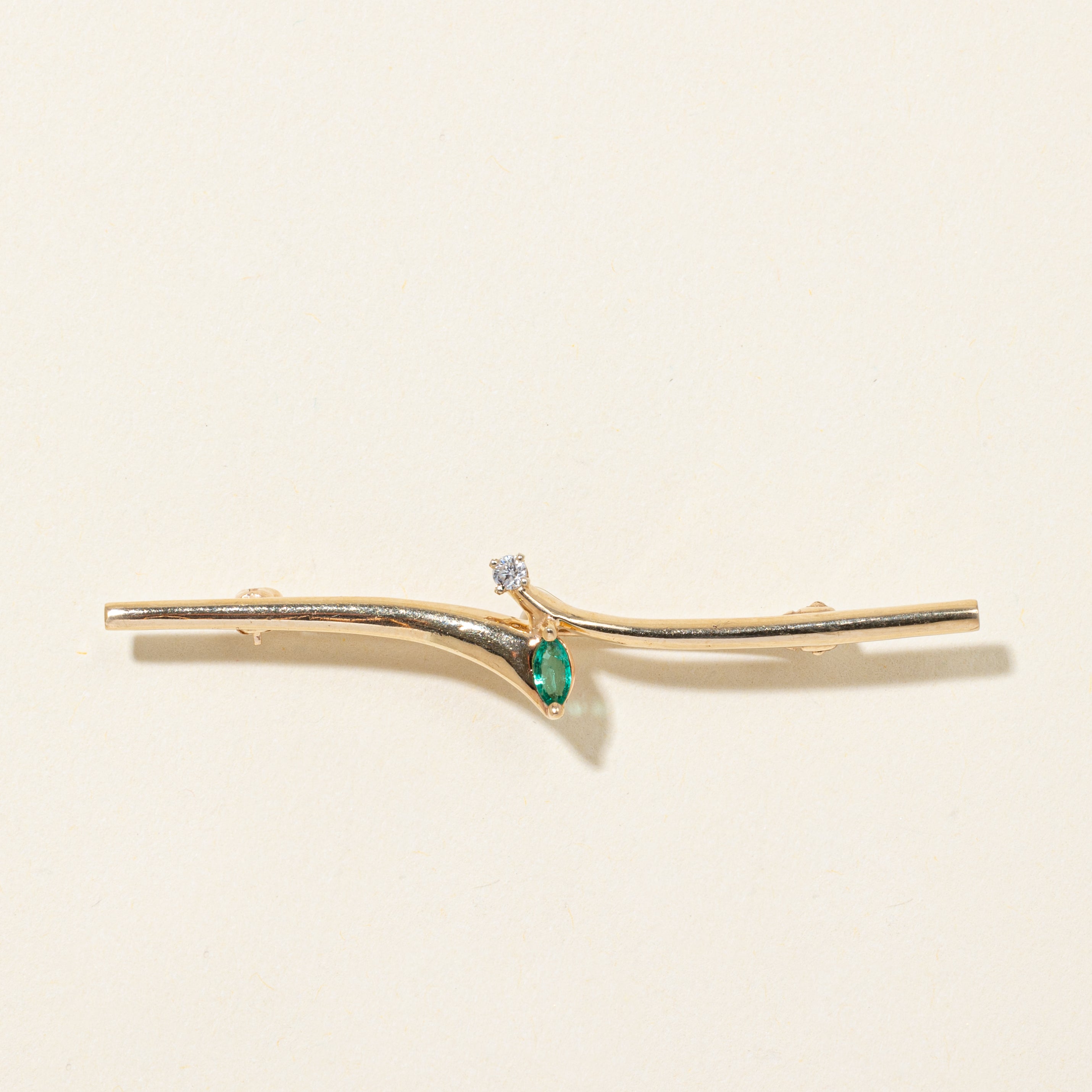 Emerald & Diamond Bypass Brooch | 0.06ct, 0.03ct