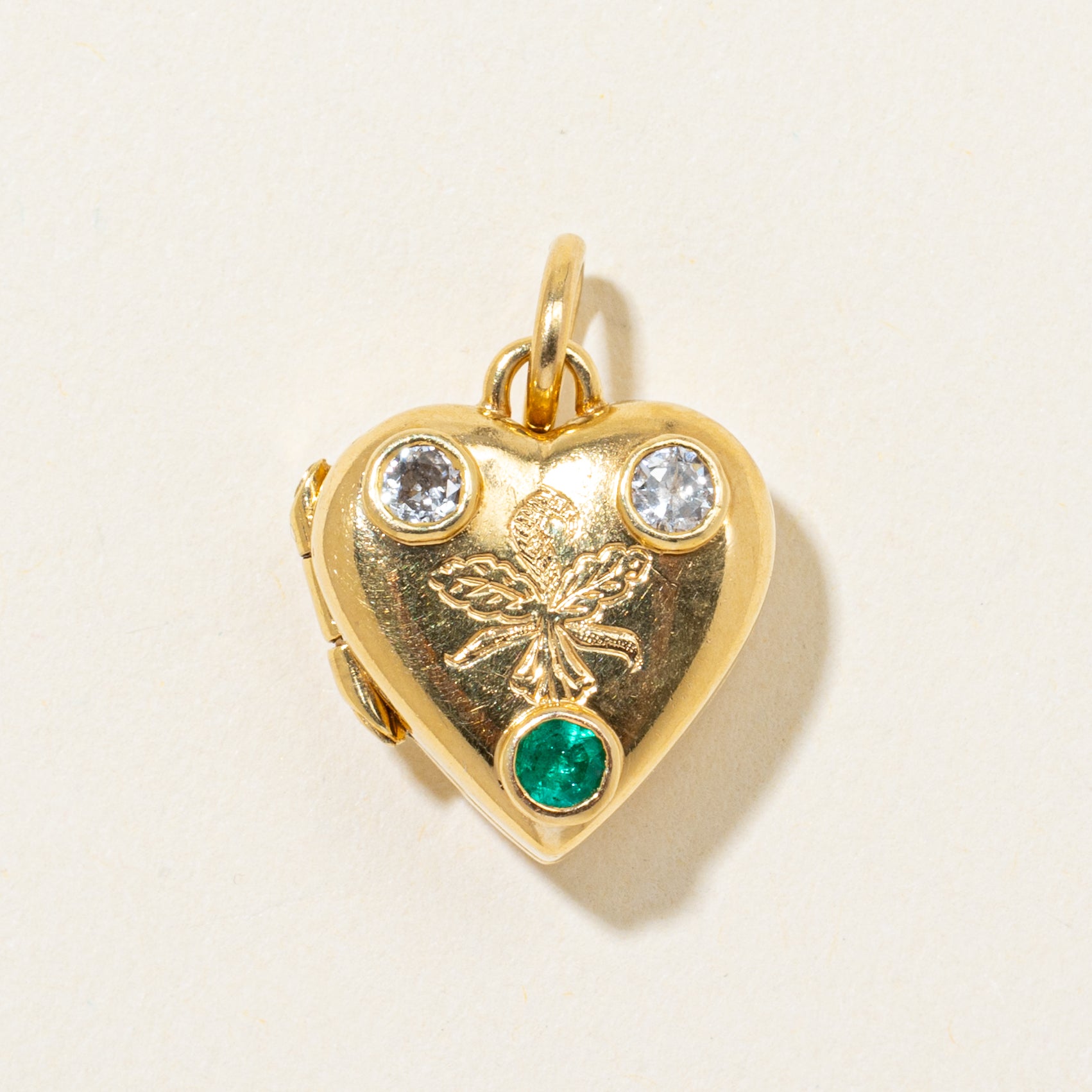Diamond & Emerald Heart Locket Pendant | 0.14ctw | 0.14ctw