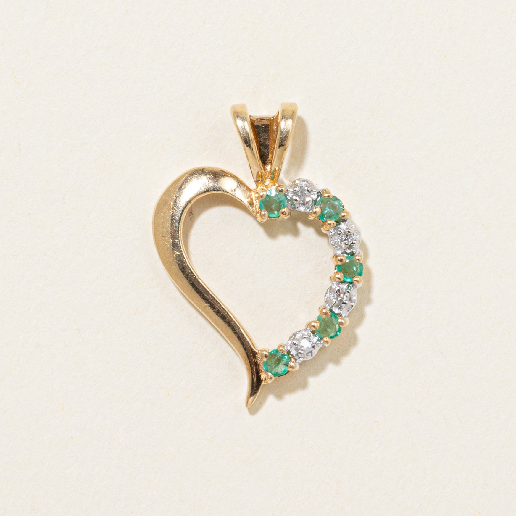 Emerald & Diamond Open Heart Pendant | 0.10ctw, 0.02ctw