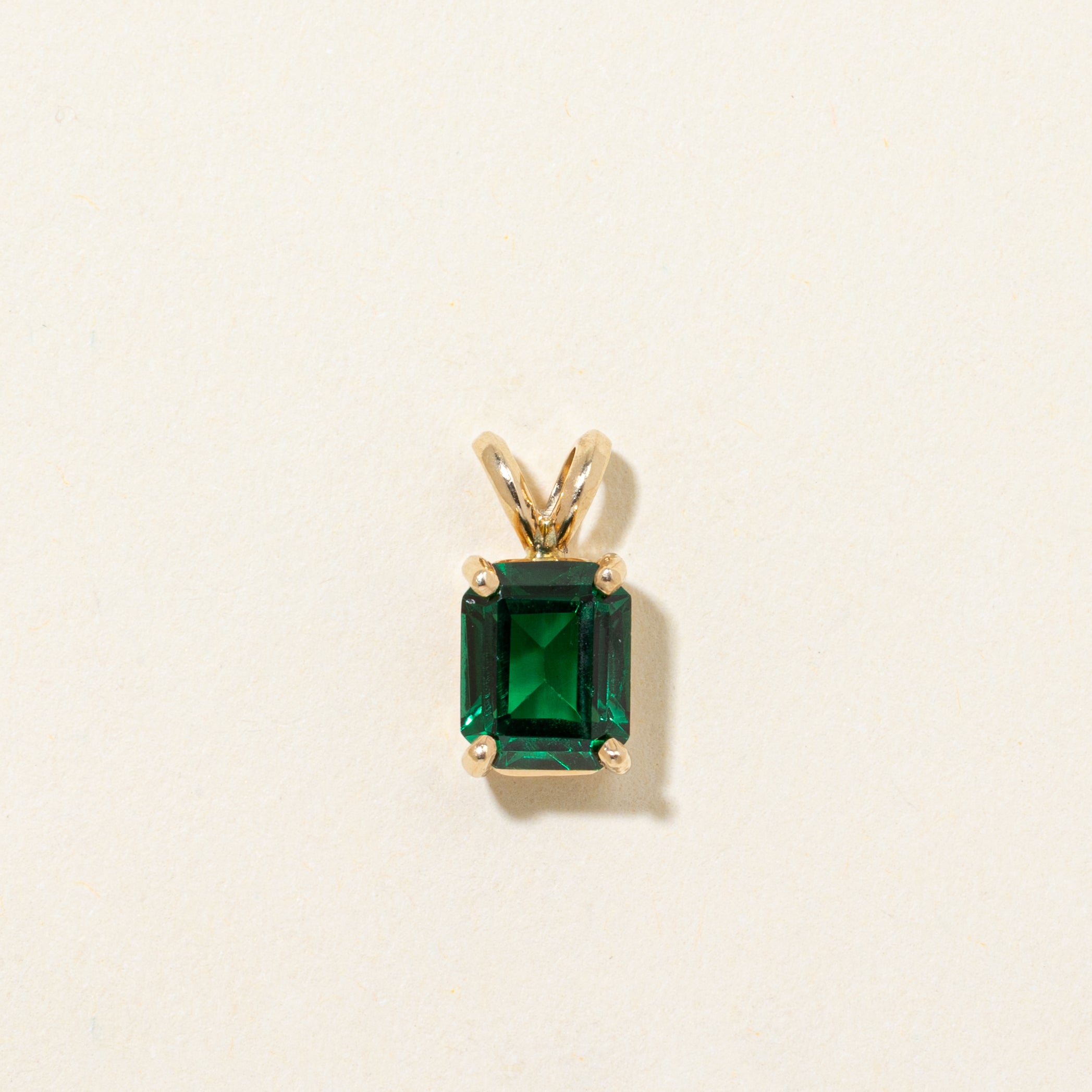 Synthetic Spinel Triplet Pendant | 2.30ct