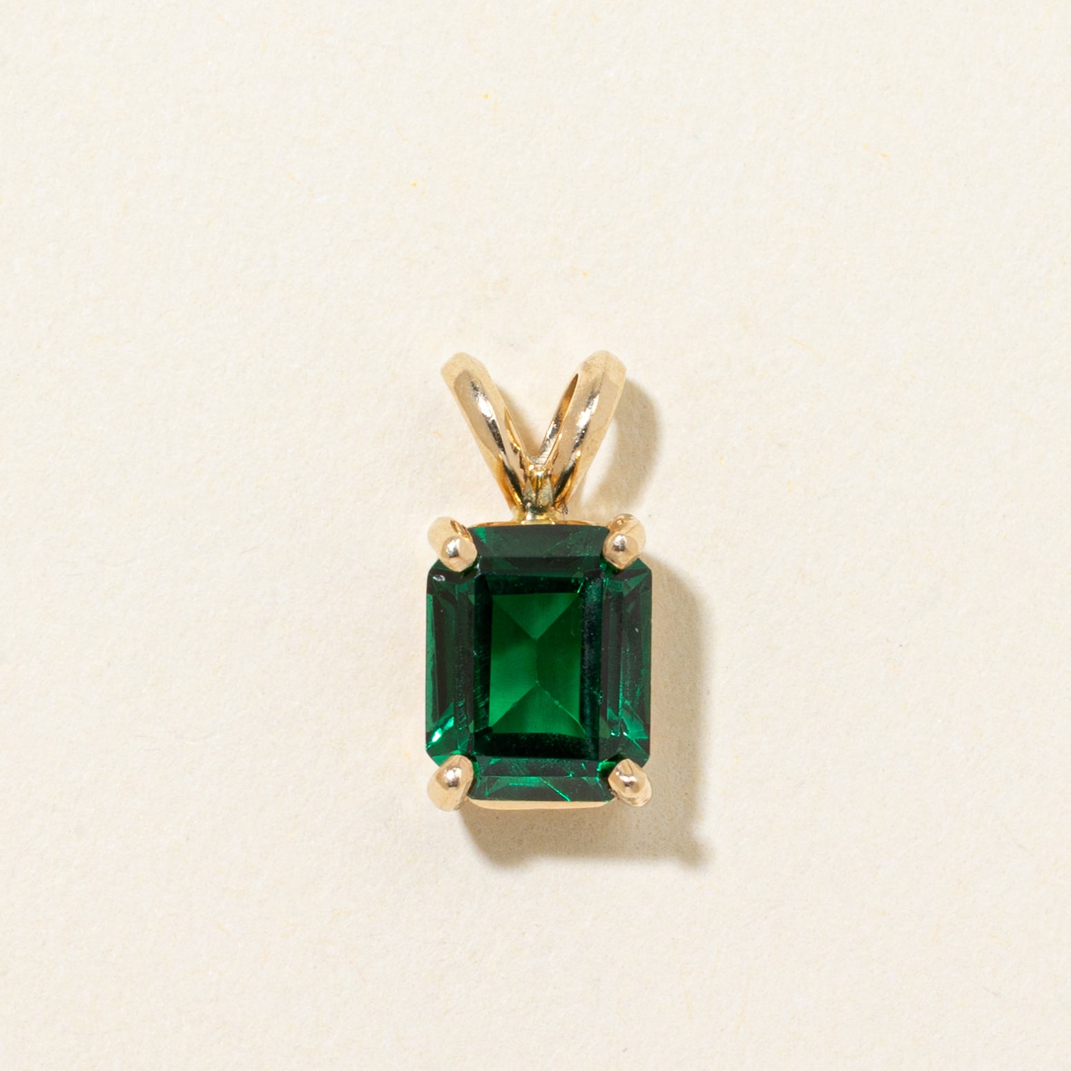 Synthetic Spinel Triplet Pendant | 2.30ct