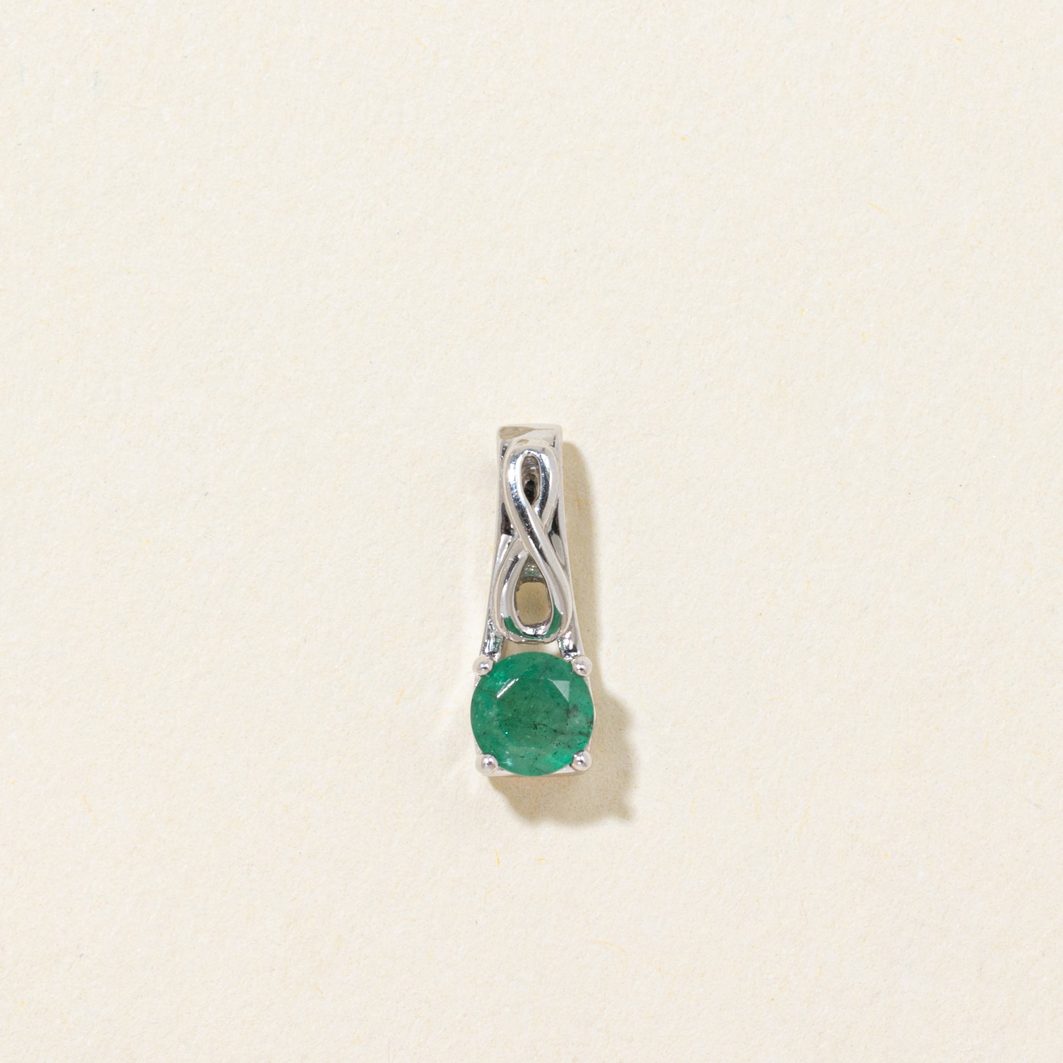 Round Cut Emerald Pendant | 0.27ct