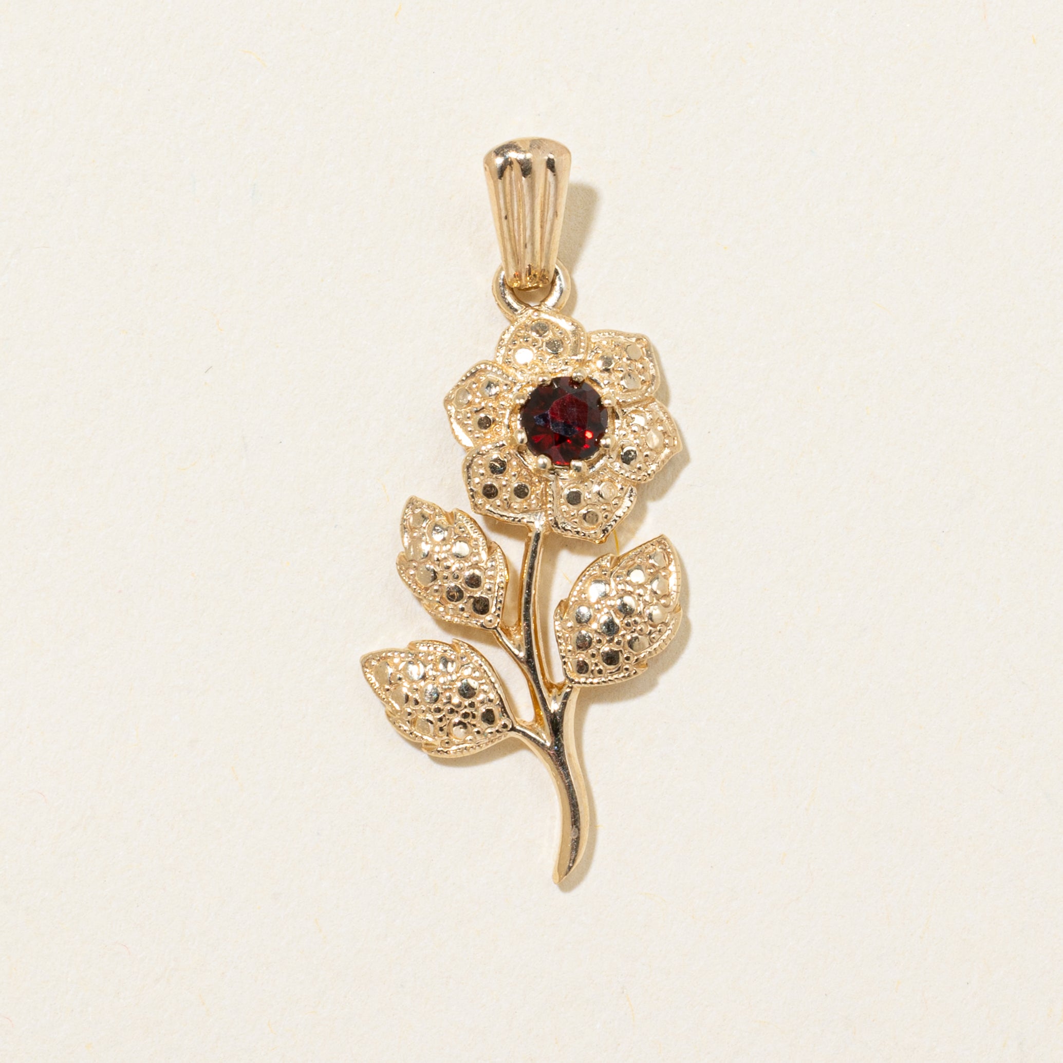 Flower Garnet Pendant | 0.18ct