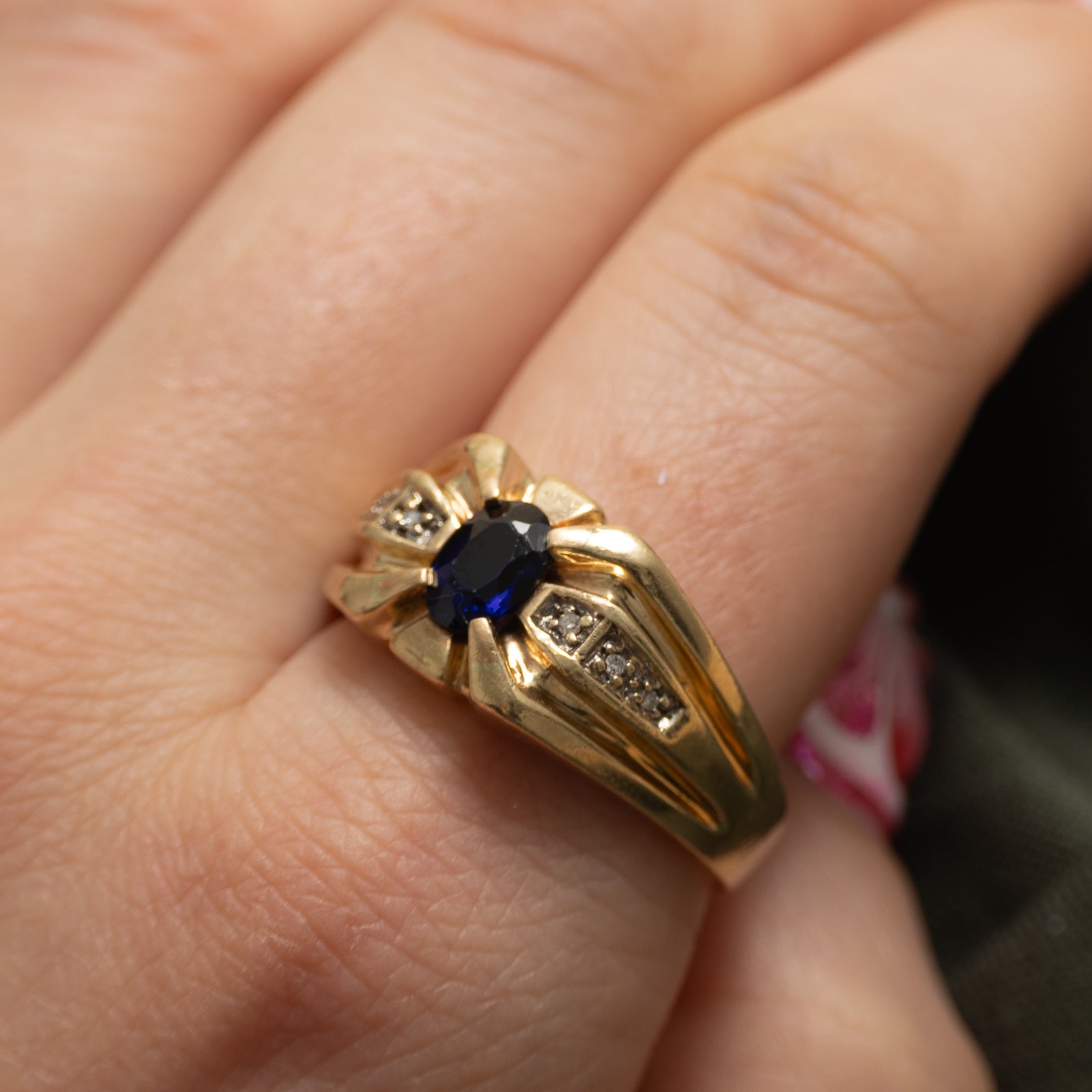 Synthetic Sapphire & Diamond Grooved Ring | 0.90ct, 0.03ctw | SZ 11.25