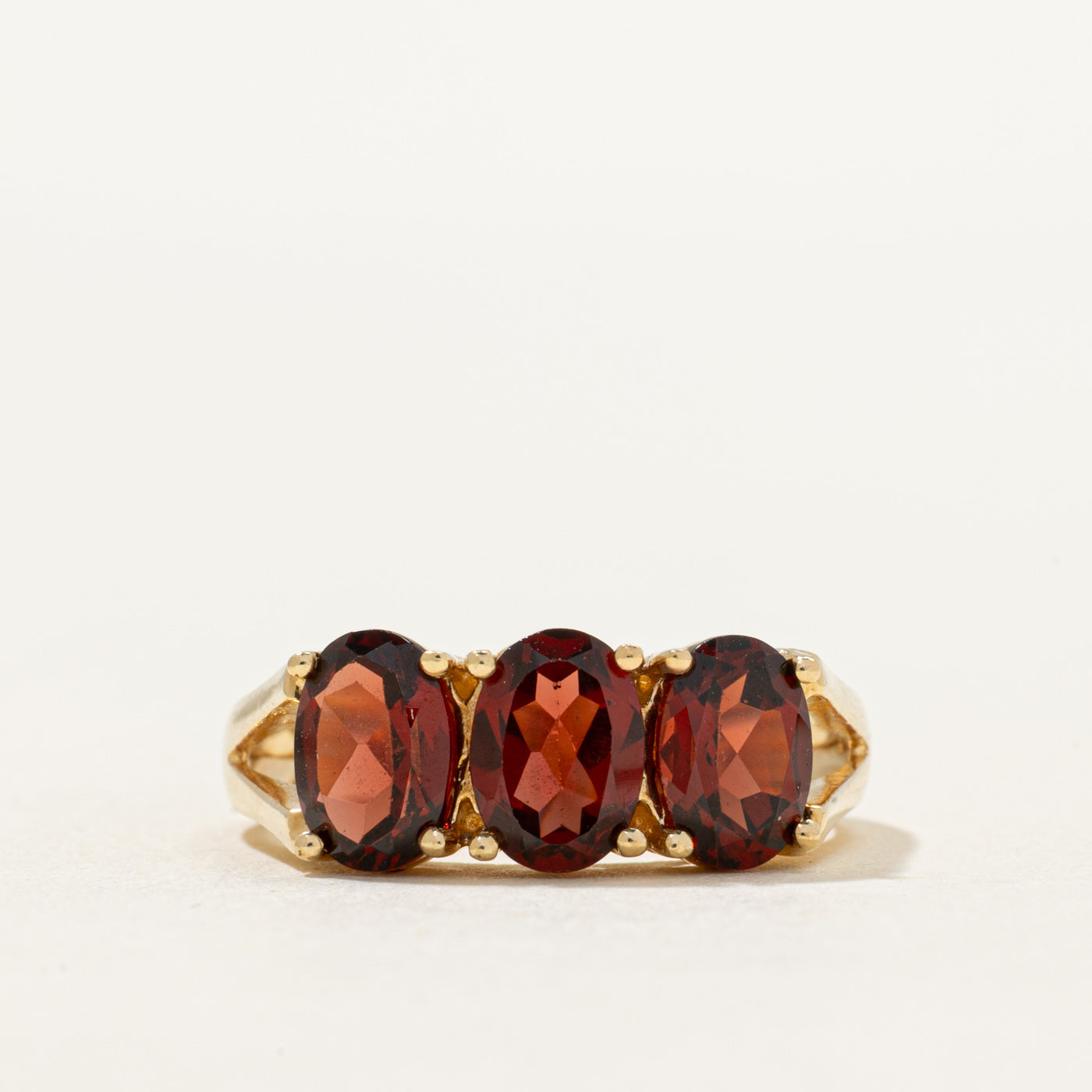 Three Stone Garnet Ring | 3.00ctw | SZ 6.25