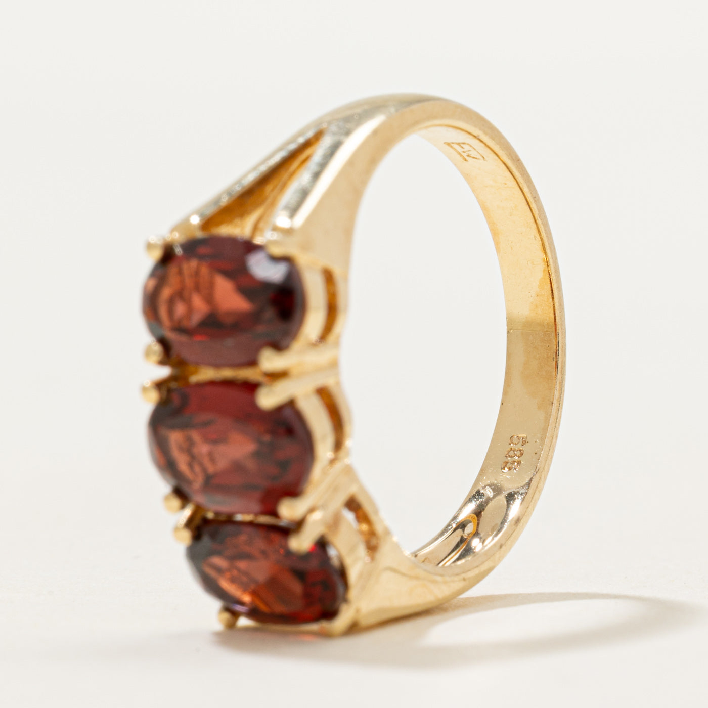Three Stone Garnet Ring | 3.00ctw | SZ 6.25