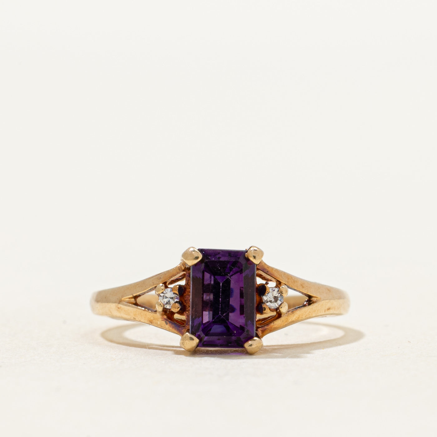 Amethyst & Diamond Tapered Ring | 0.50ct, 0.02ctw | SZ 3.5