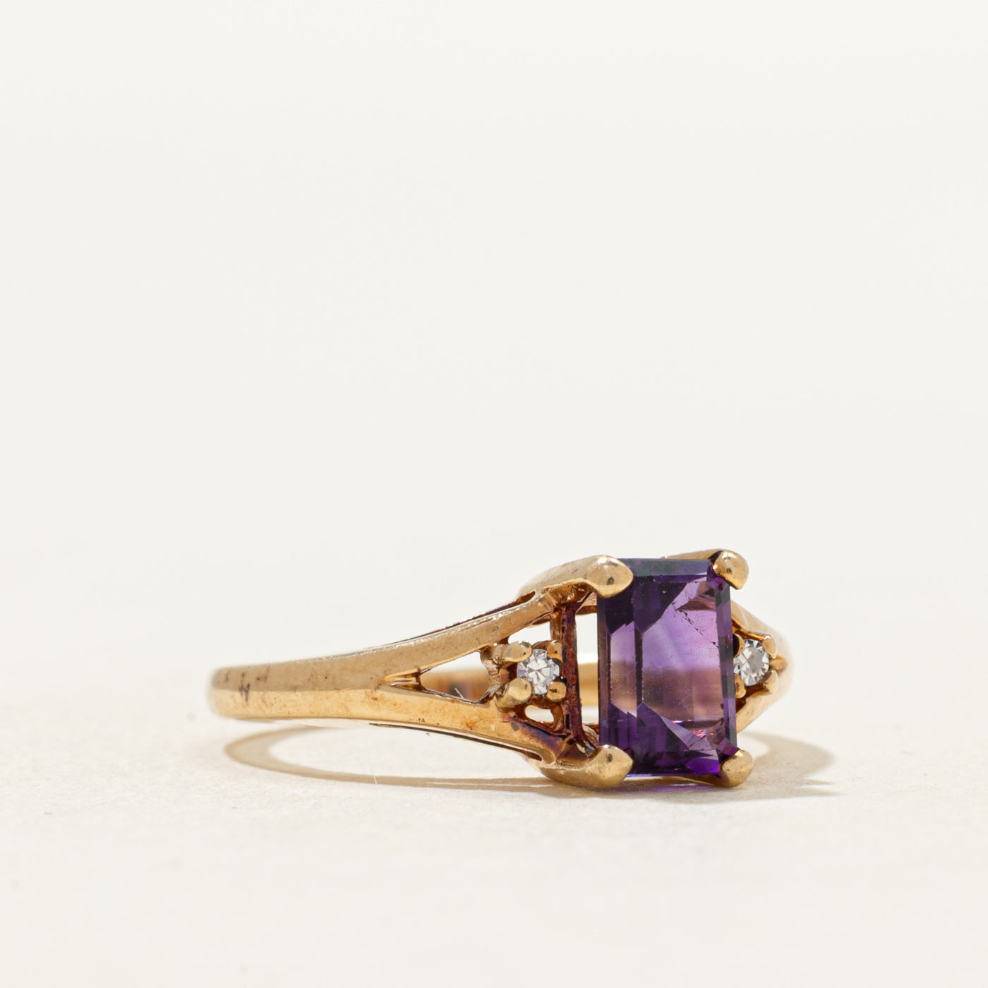 Amethyst & Diamond Tapered Ring | 0.50ct, 0.02ctw | SZ 3.5