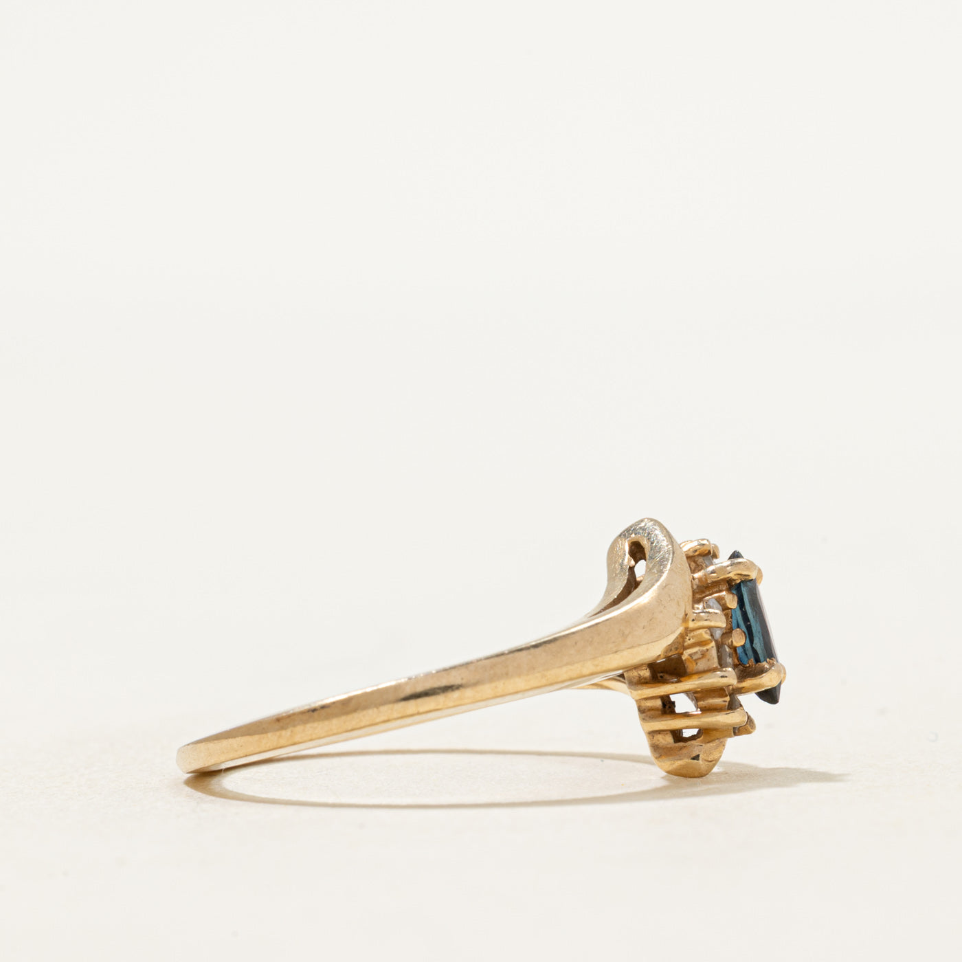 Sapphire & Diamond Bypass Petal Ring | 0.16ct, 0.09ctw | SZ 6.25