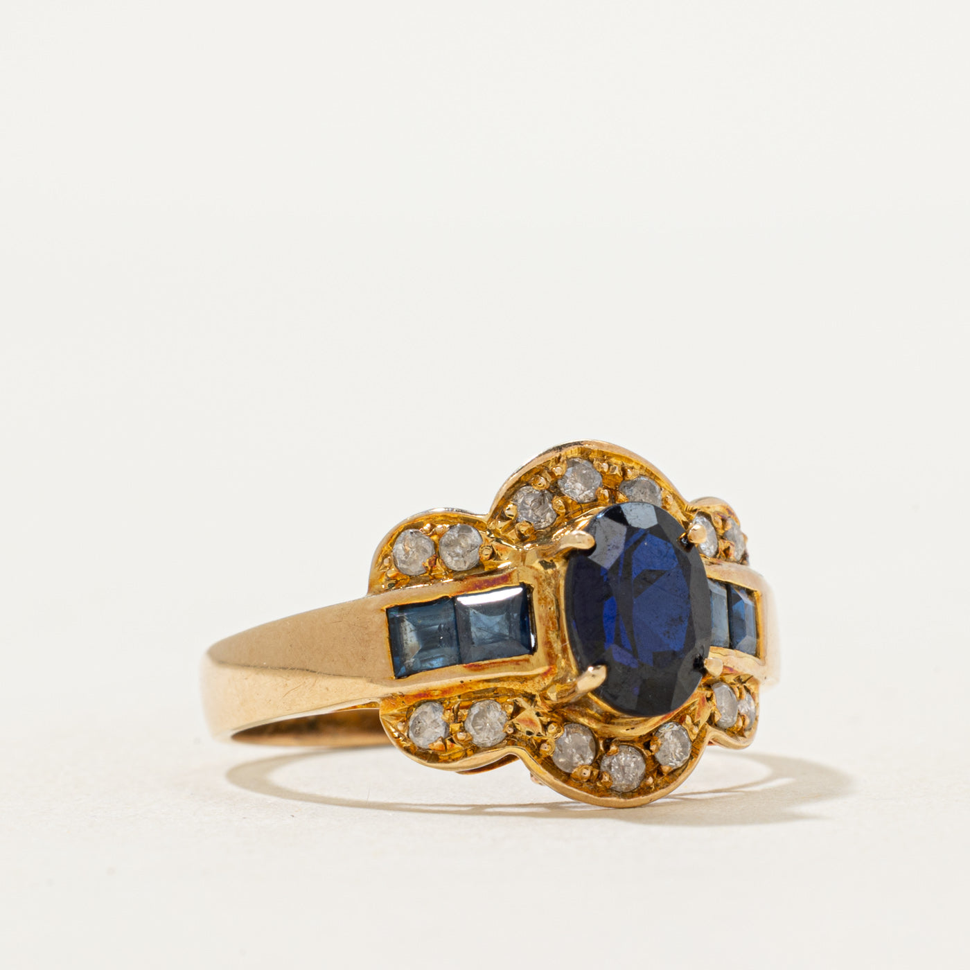 Bague semi-halo saphir et diamants | 0,50 ct, 0,20 ct | Taille 6,75