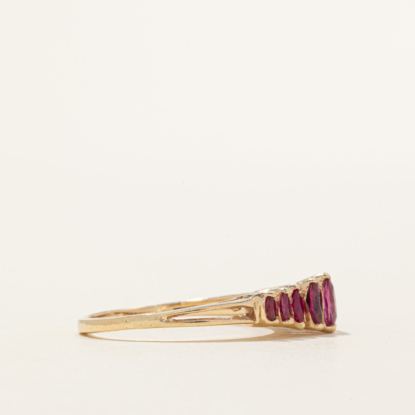 Bague rubis taille marquise à plusieurs niveaux | 1,00 ct | Taille 8
