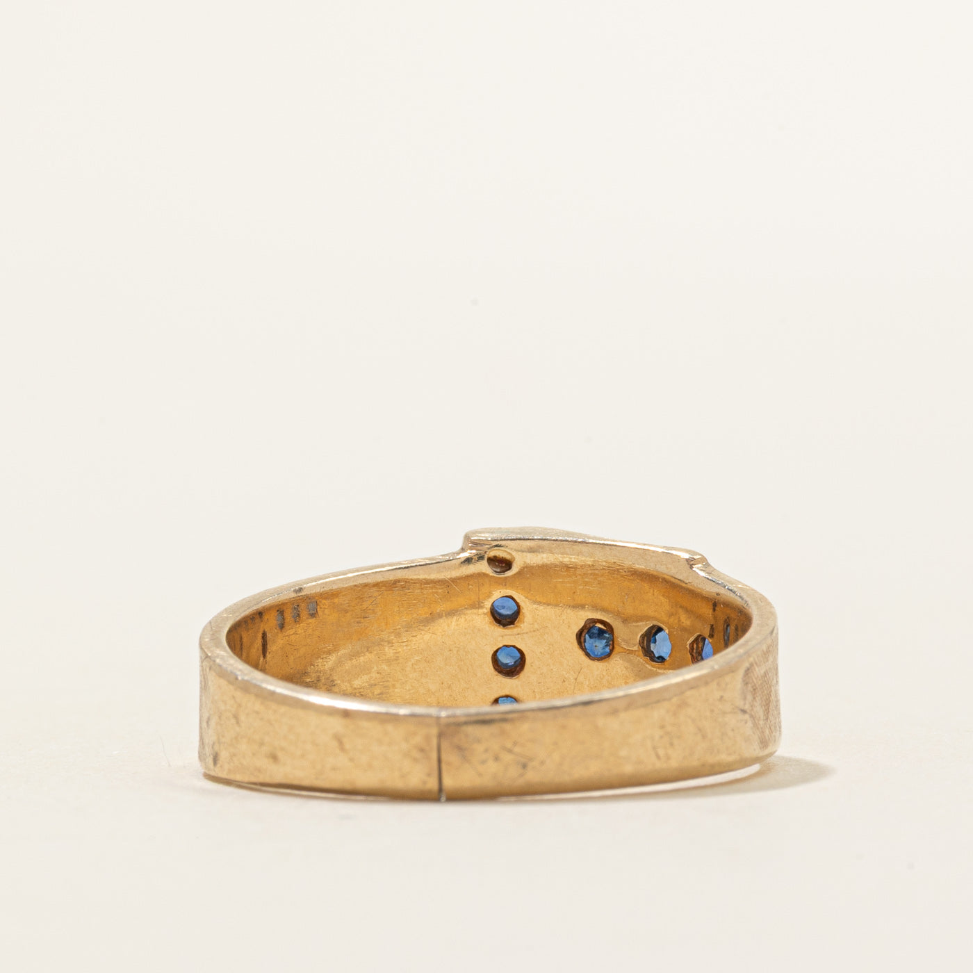 Sapphire Textured Buckle Ring | 0.20ctw | SZ 9
