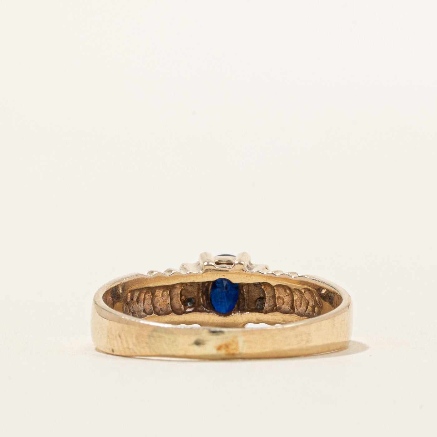 Sapphire & Diamond Fluted Ring | 0.58ct, 0.04ctw | SZ 7