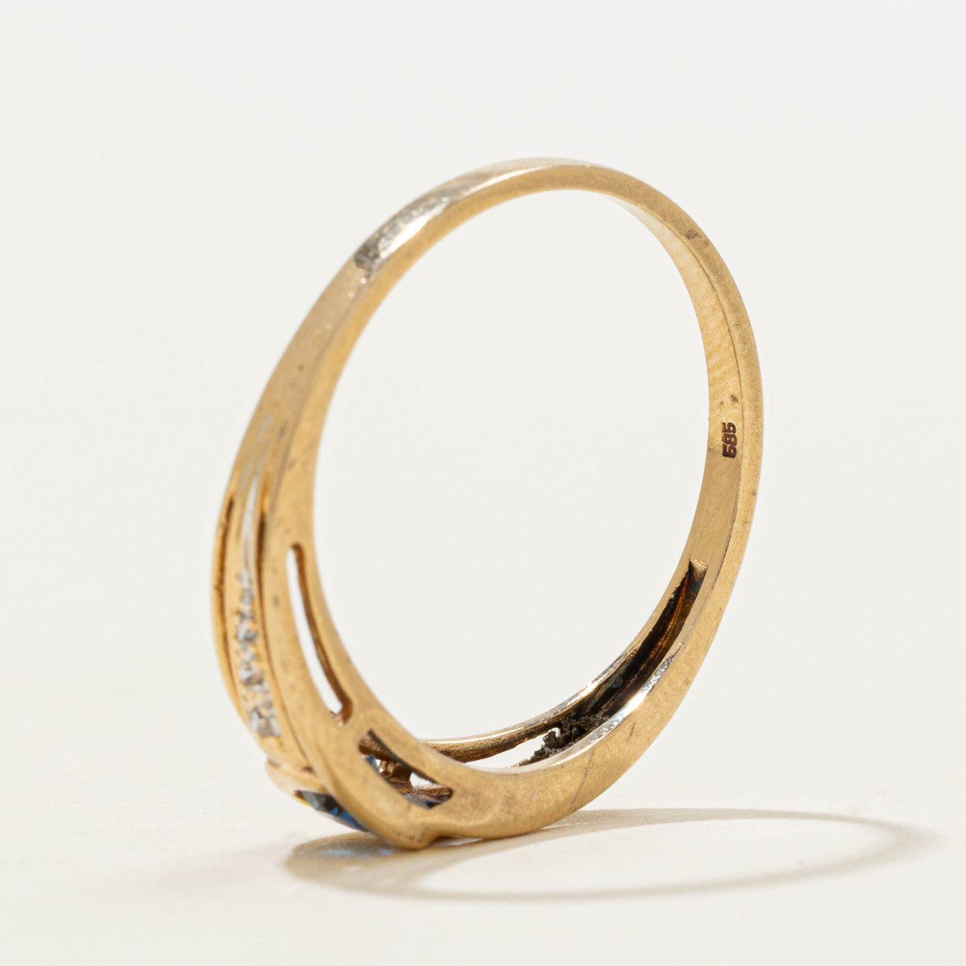 Bezel Set Sapphire & Diamond Petite Ring | 0.12ct, 0.03ctw | SZ 6.75