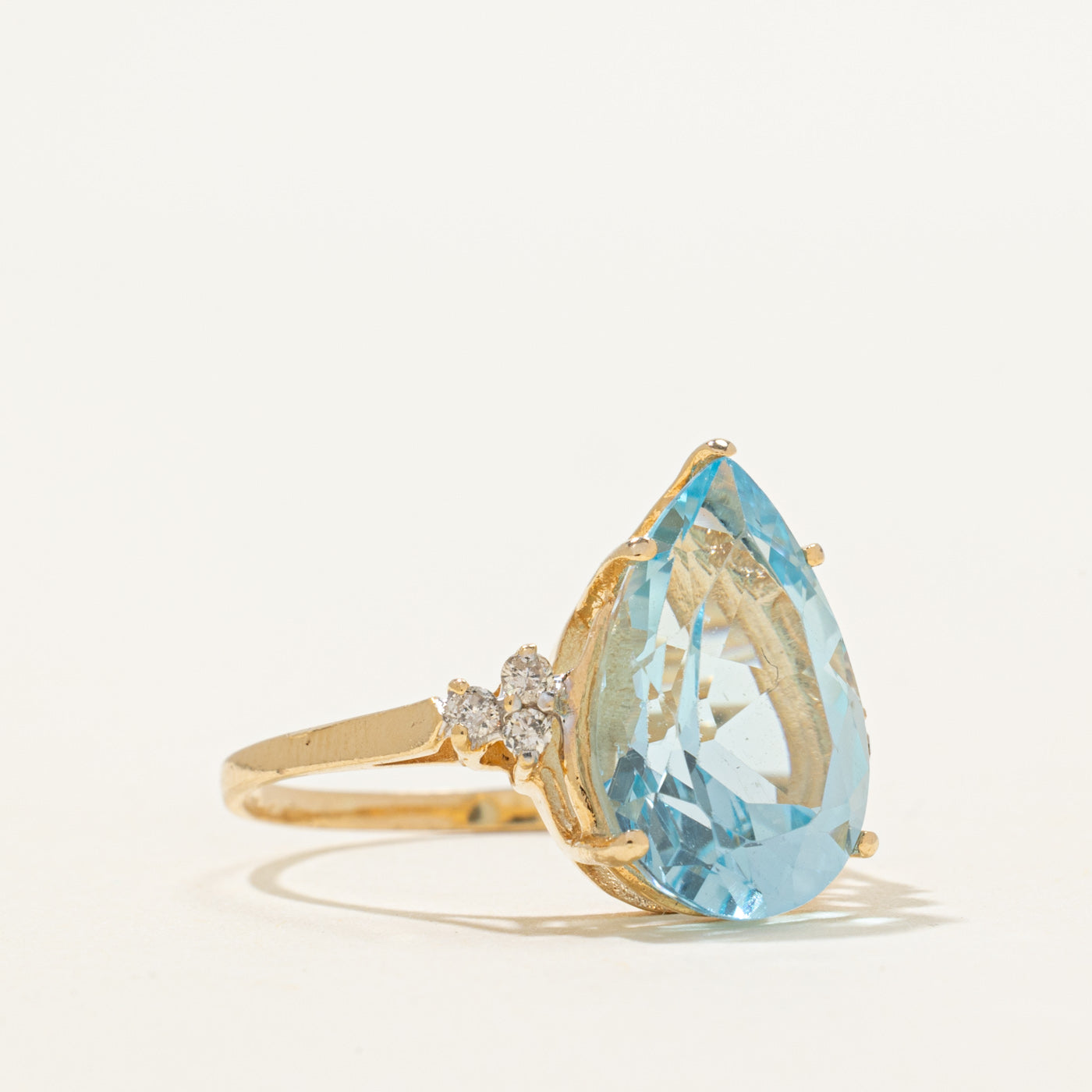 Pear Cut Blue Topaz & Diamond Cocktail Ring | 7.50ct, 0.09ctw | SZ 7.75