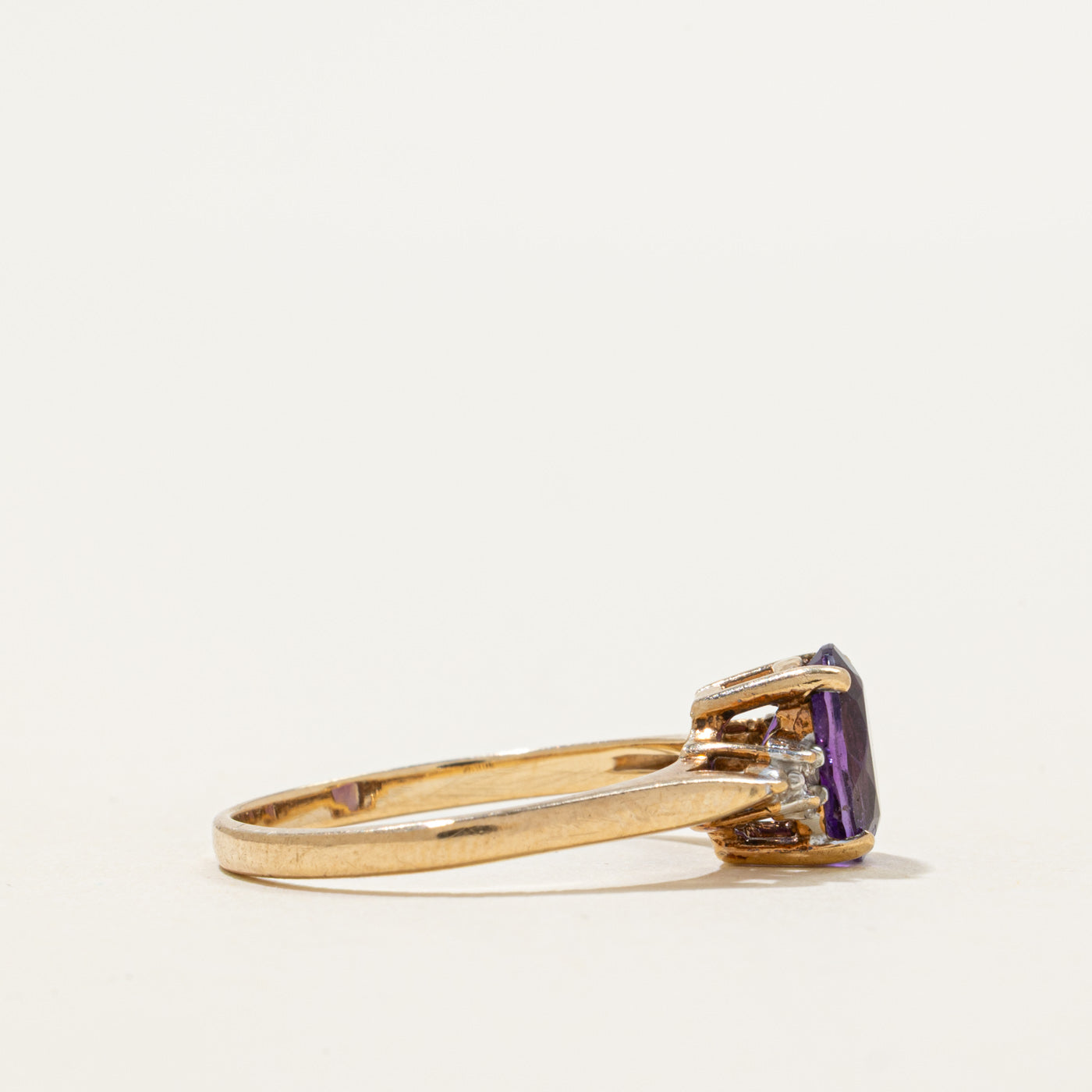 Oval Cut Amethyst & Diamond Ring | 1.10ct, 0.03ctw | SZ 7