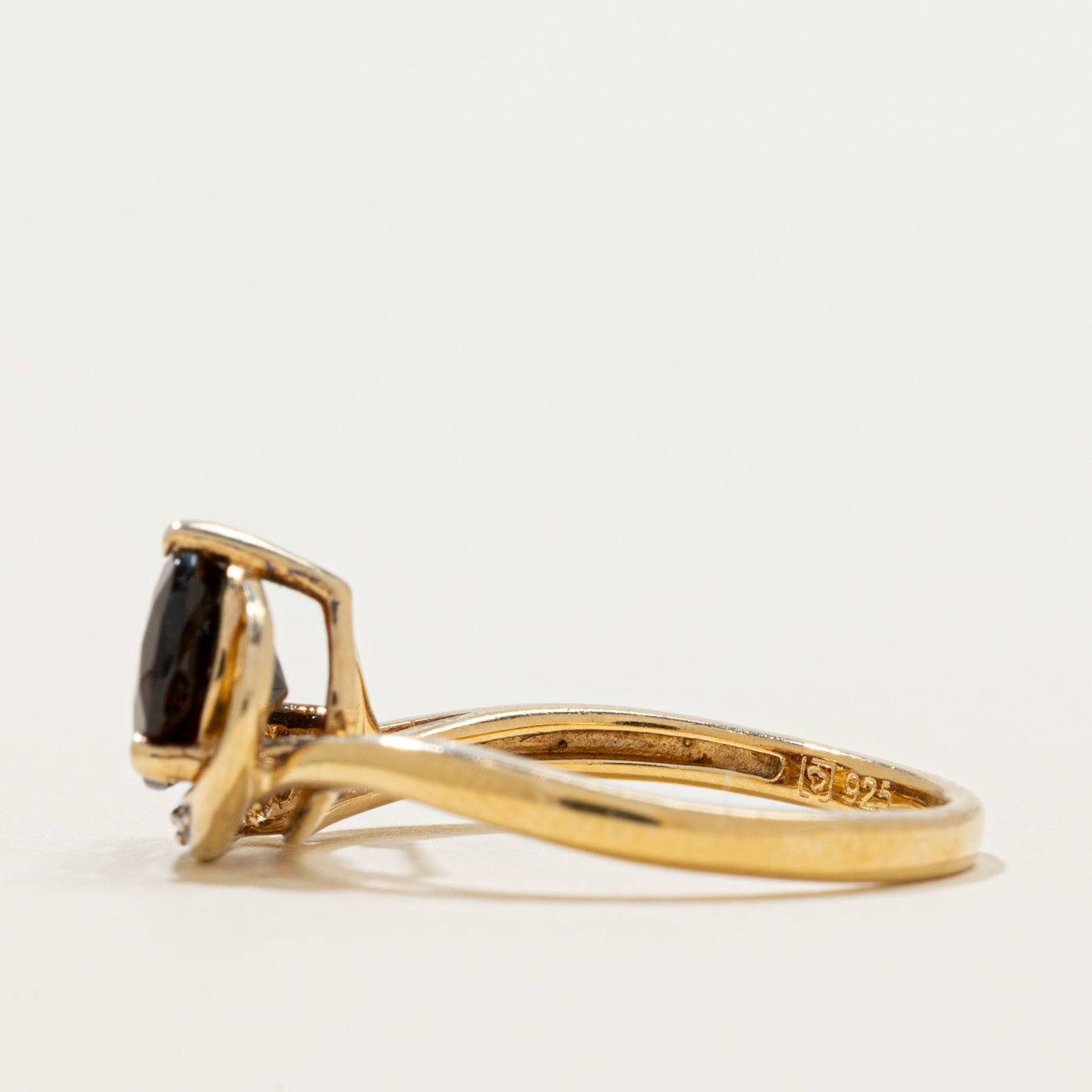 East West Pear Cut Garnet & Diamond Ring | 2.50ct, 0.08ctw | SZ 7