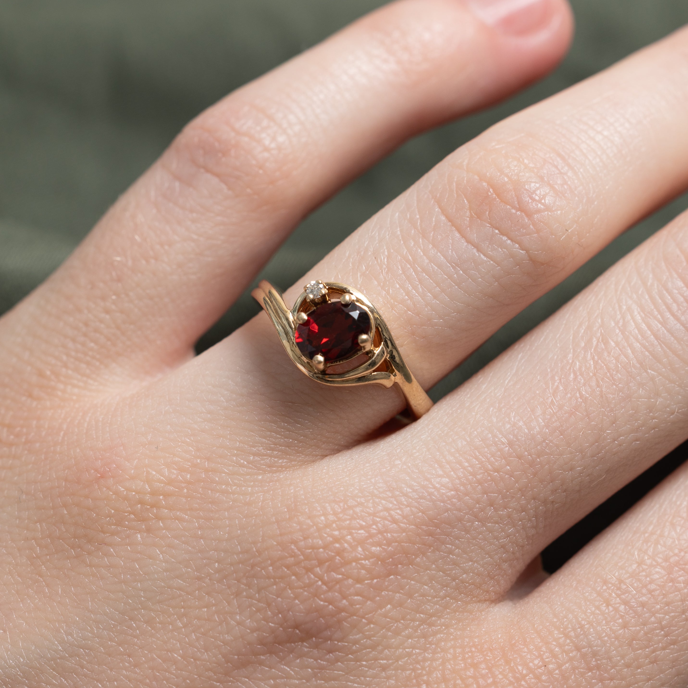 Oval Cut Garnet & Diamond Ring | 0.75ct, 0.01ct | SZ 6.75