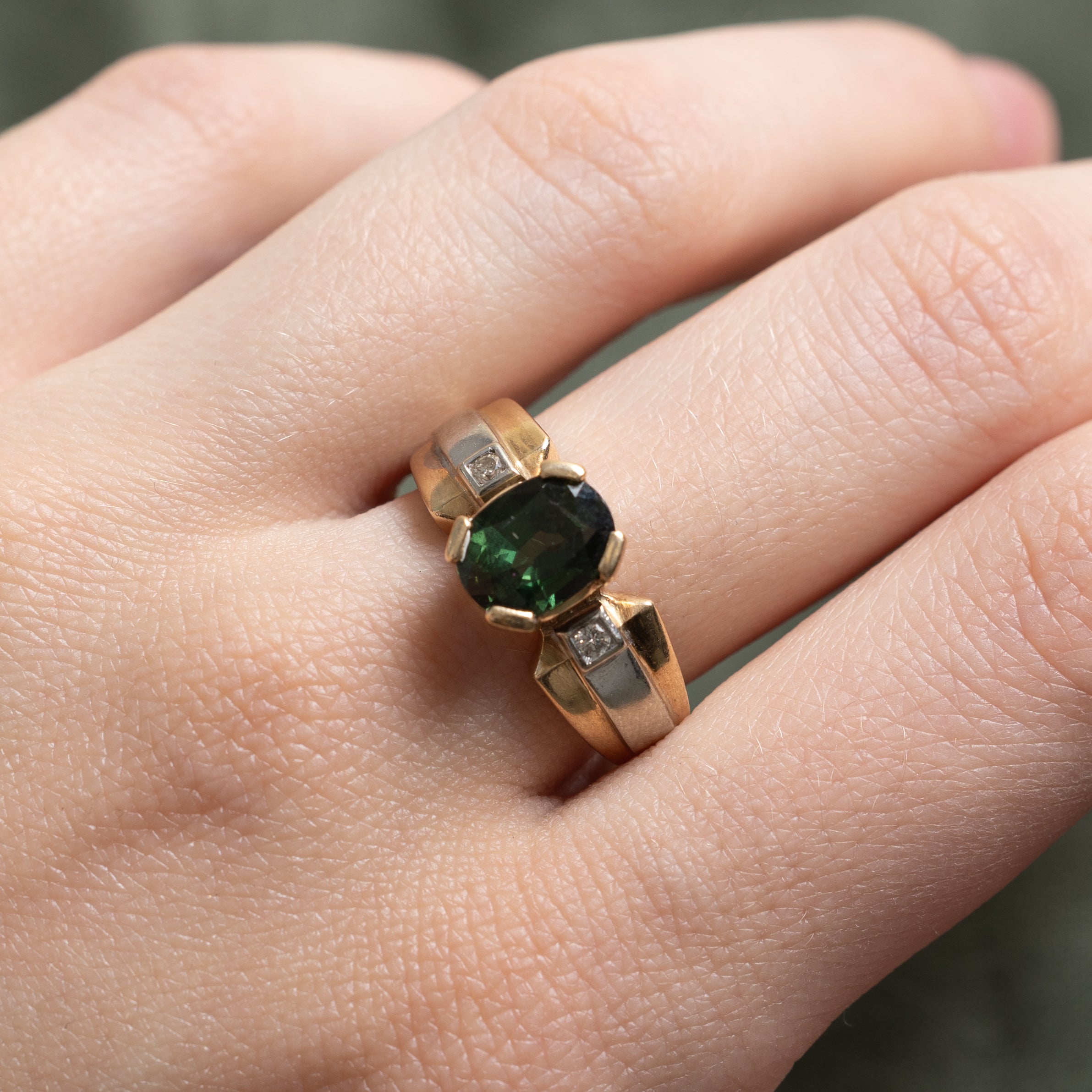 Two Tone Gold Green Sapphire & Diamond Ring | 2.00ct, 0.03ctw | SZ 7.5