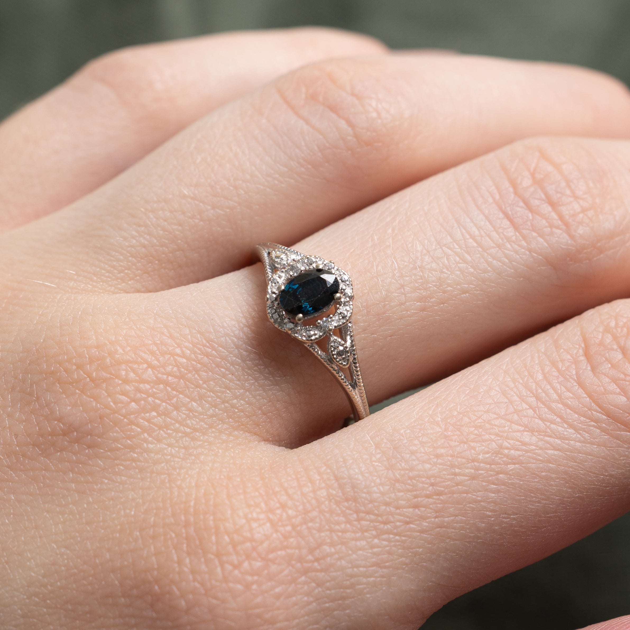 Sapphire & Diamond Openwork Tapered Ring | 0.50ct, 0.01ctw | SZ 8
