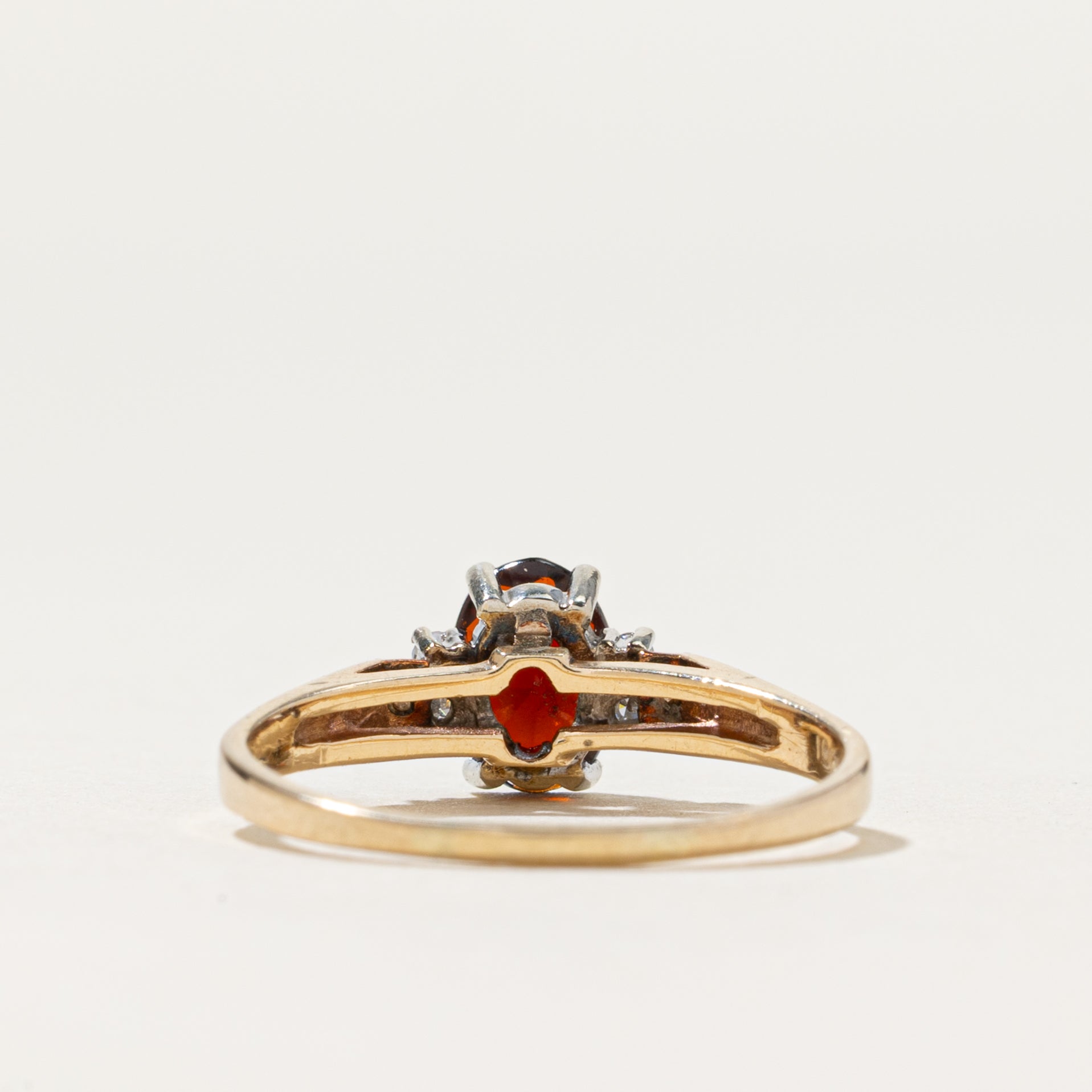Oval Cut Garnet & Diamond Ring | 0.70ct, 0.06ctw | SZ 6.5