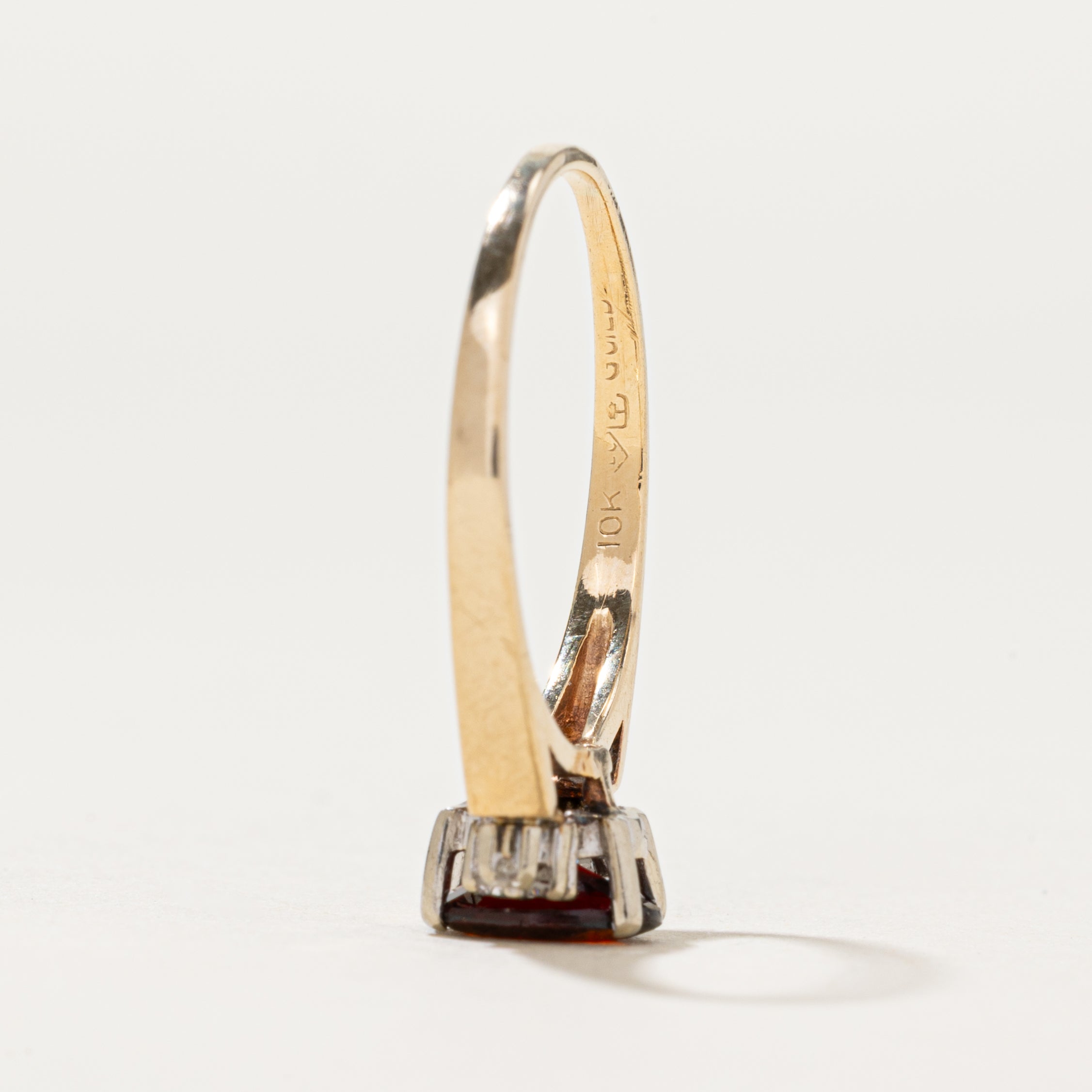 Oval Cut Garnet & Diamond Ring | 0.70ct, 0.06ctw | SZ 6.5