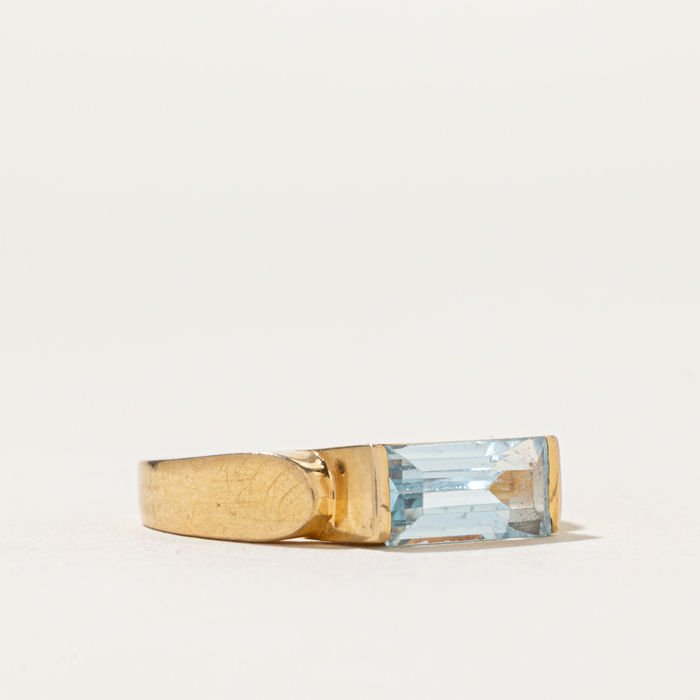 Bague topaze taille rectangulaire est-ouest | 1,60 ct | Taille 7