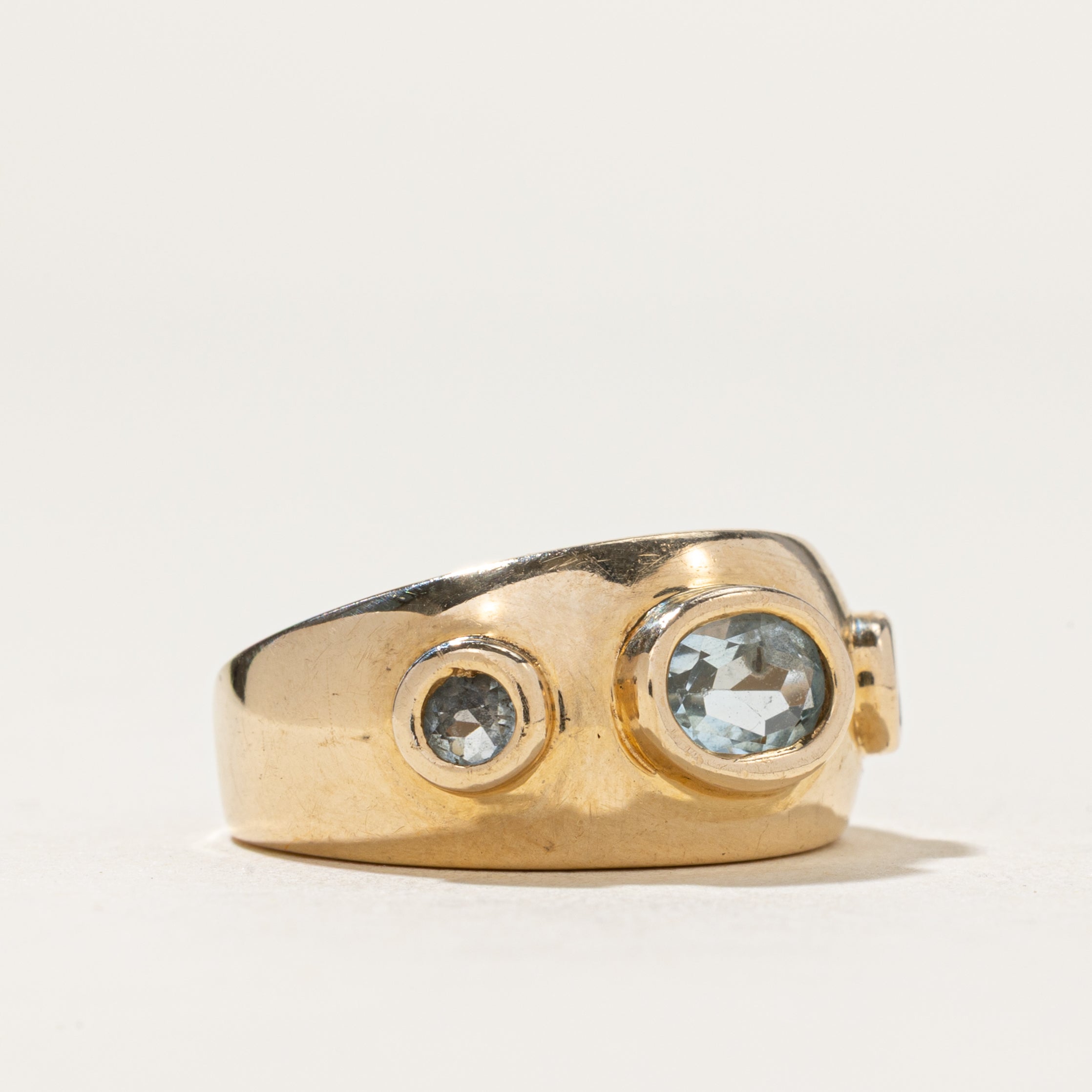 Three Stone Bezel Set Topaz Chunky Ring | 1.00ctw | SZ 6