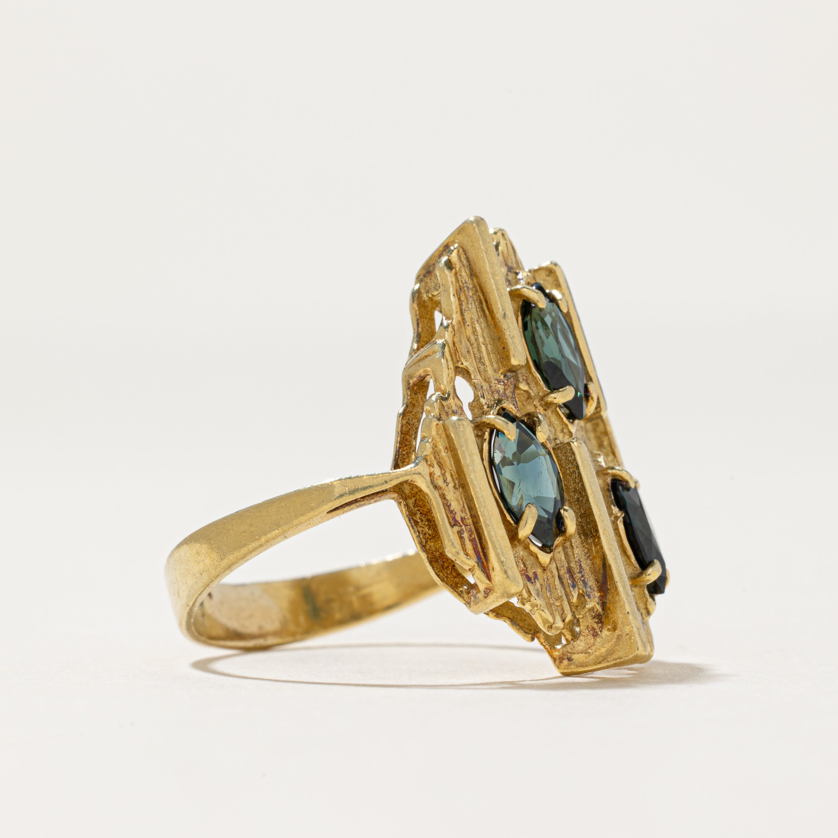 Scattered Sapphire Abstract Ring | 1.50ctw | SZ 7.75