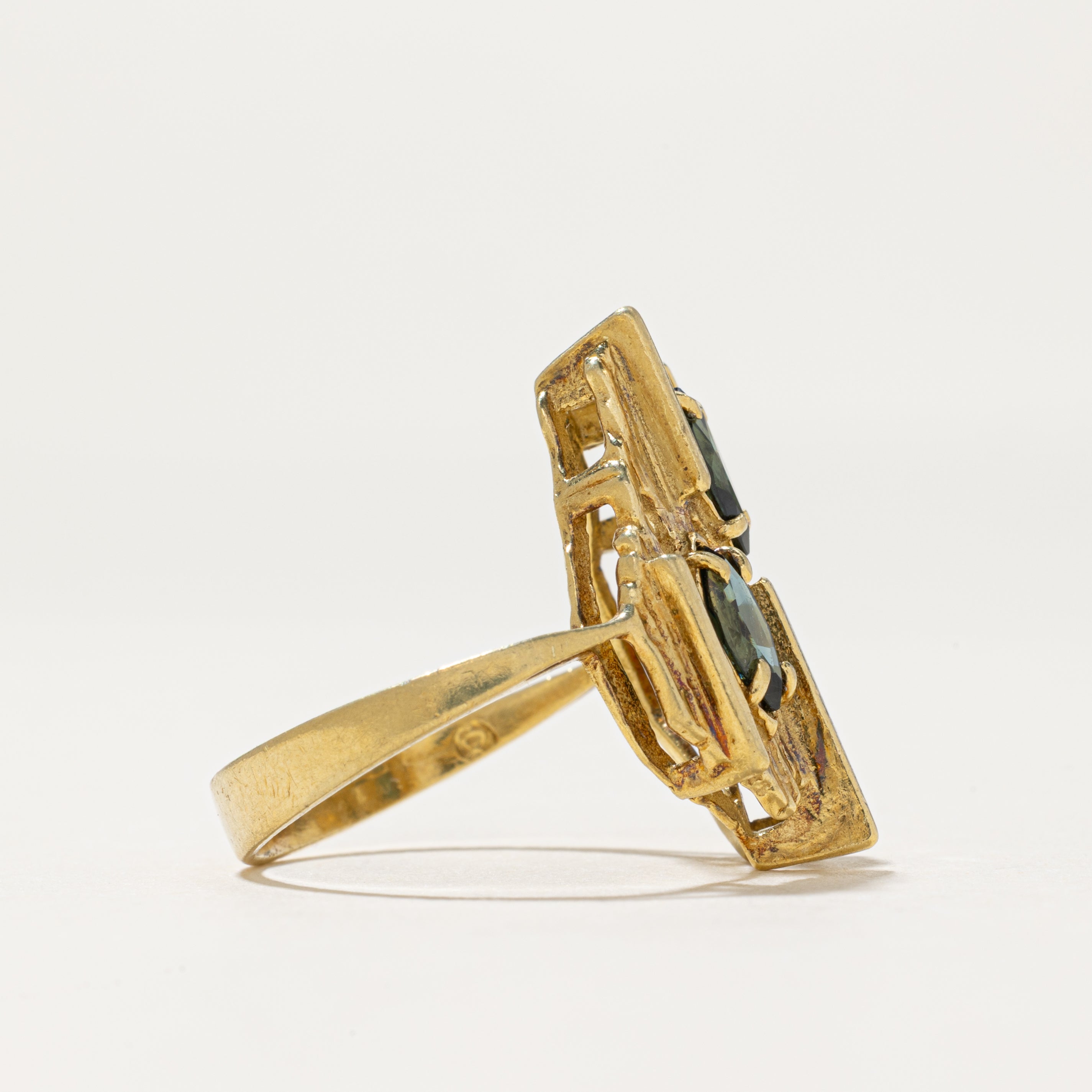 Scattered Sapphire Abstract Ring | 1.50ctw | SZ 7.75