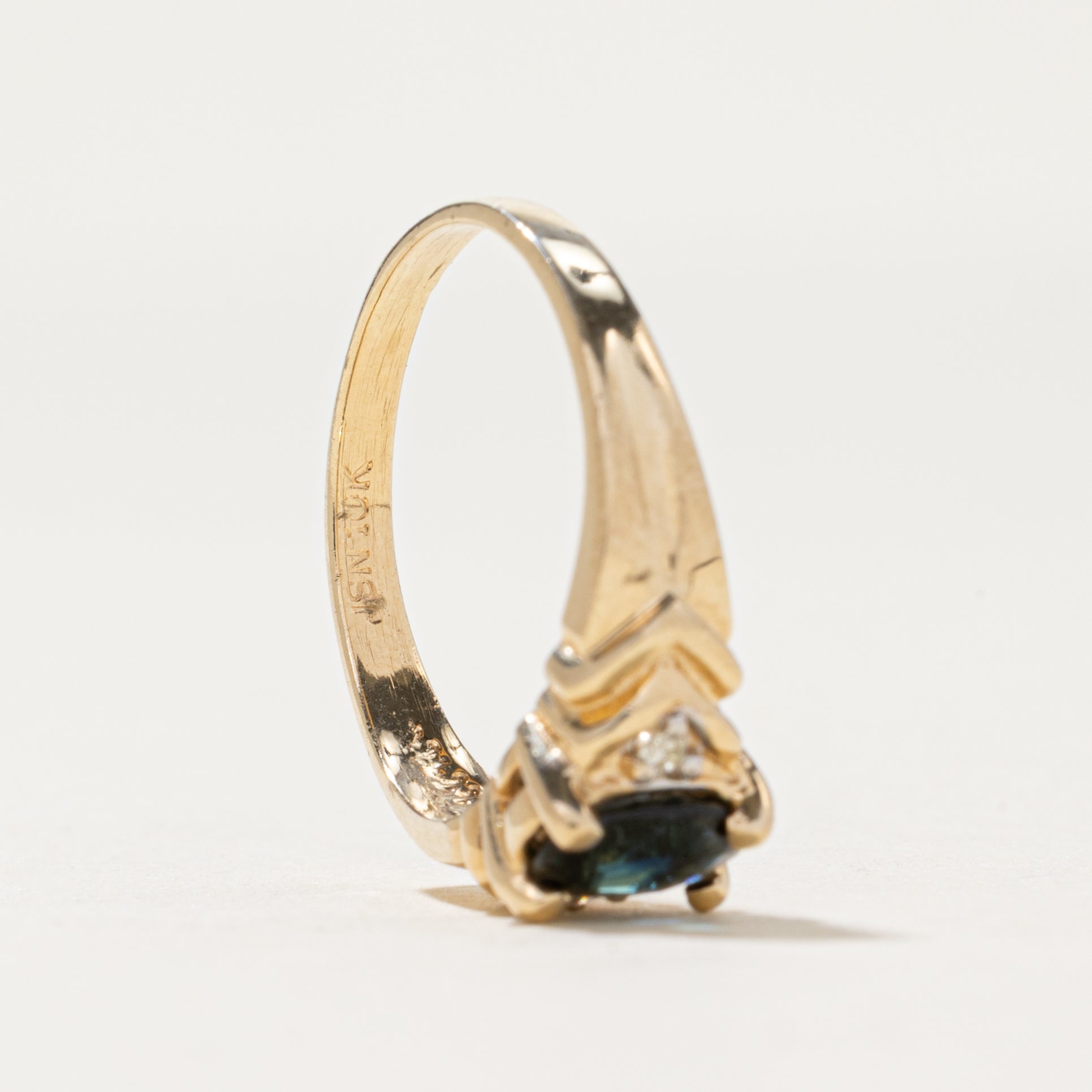 Oval Cut Sapphire & Diamond Ring | 0.50ct, 0.02ctw | SZ 4.75