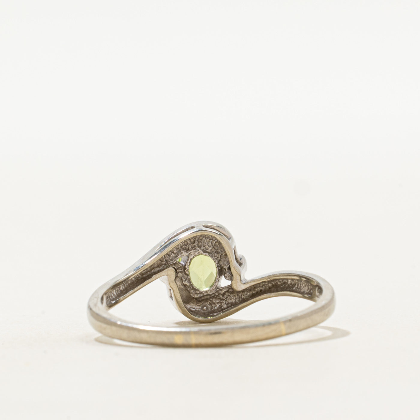 Basket Set Peridot & Diamond Bypass Ring | 0.50ct, 0.02ct | SZ 9.75