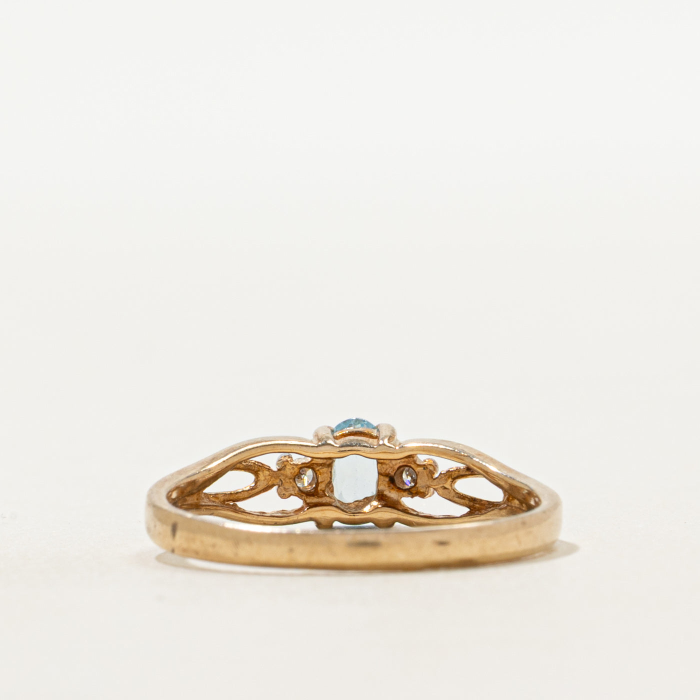 Aquamarine & Diamond Openwork Ring | 0.24ct, 0.03ct | SZ 6.5