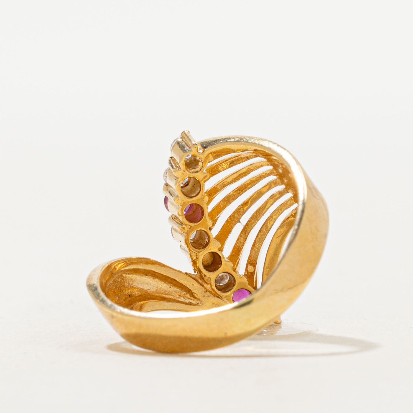 18k Ruby & Diamond Openwork Chevron Ring | 0.16ctw, 0.14ctw | SZ 6.25